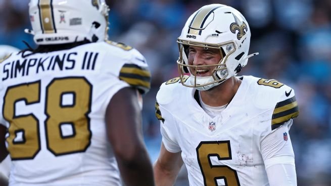 Saints Defeat Panthers 17-7: Carolina Offense Stalls in NFC South Battle