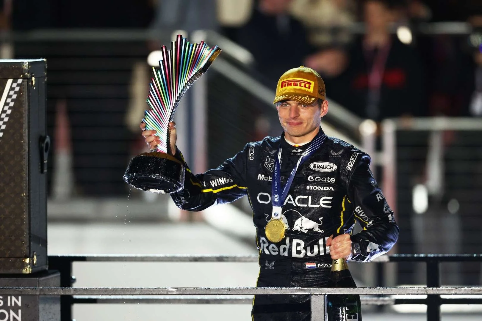 Max Verstappen Hits the Jackpot — A Full Recap of the 2025 F1 Las Vegas Grand Prix