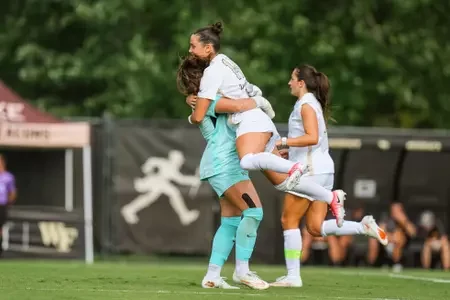 No. 11 Wake Forest Extends Win Streak With 2-0 Victory Over Iowa