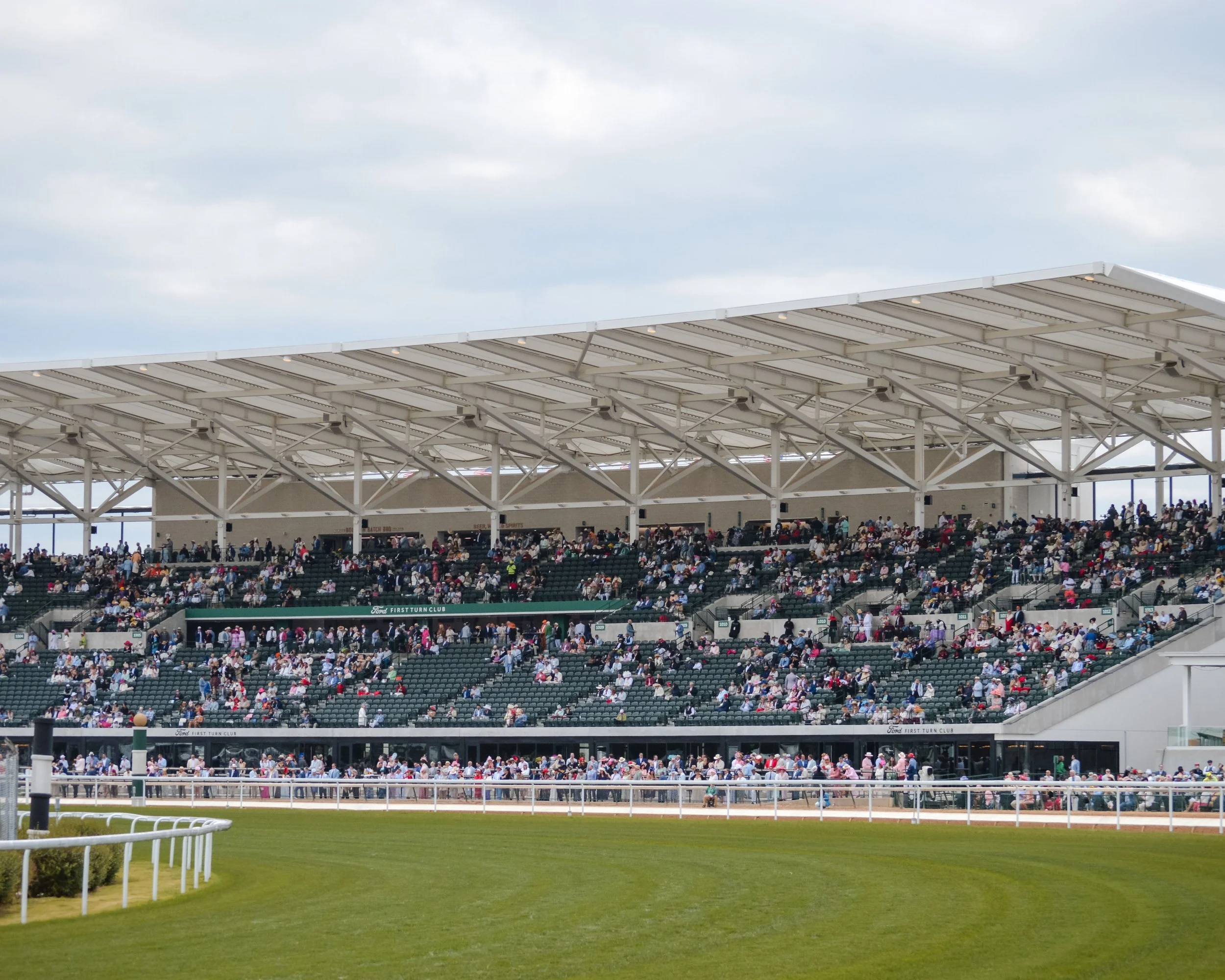 152nd Kentucky Derby 2026 original photography capturing Golden Tempo's historic win at Churchill Downs. Photos: Dez Barnes