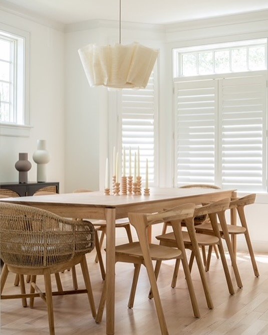 Quiet morning in Kennebunk. 
📸 @jeffrobertsphoto 
Furniture @shopfiorehome