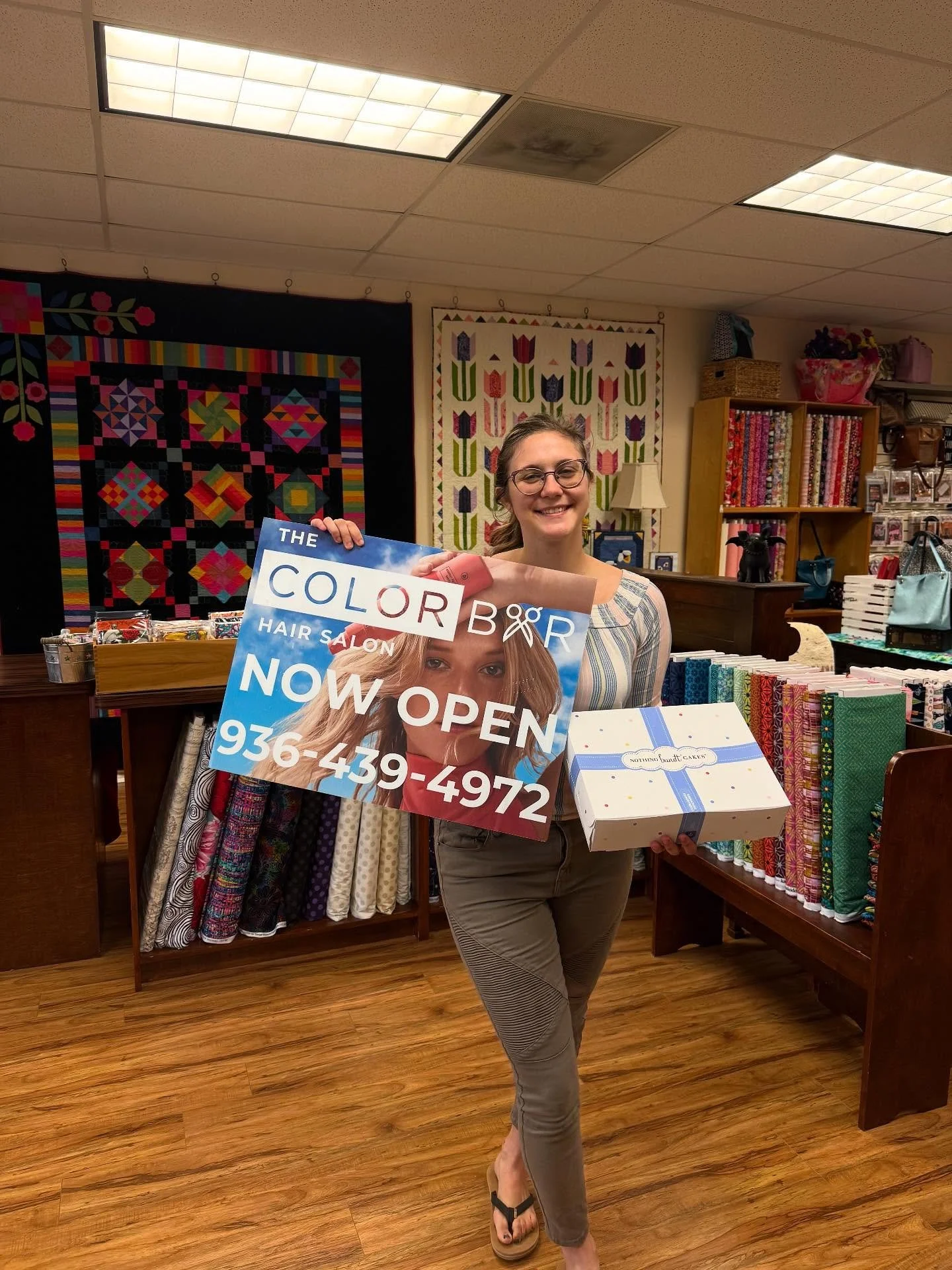 ✨ The Color Bar had the joy of sharing Bundtinis from @nothingbundtcakes with some of our favorite local spots. We&rsquo;re so grateful for the love and support our community shows us every day, this was our little way of giving back. 💜 

#Community