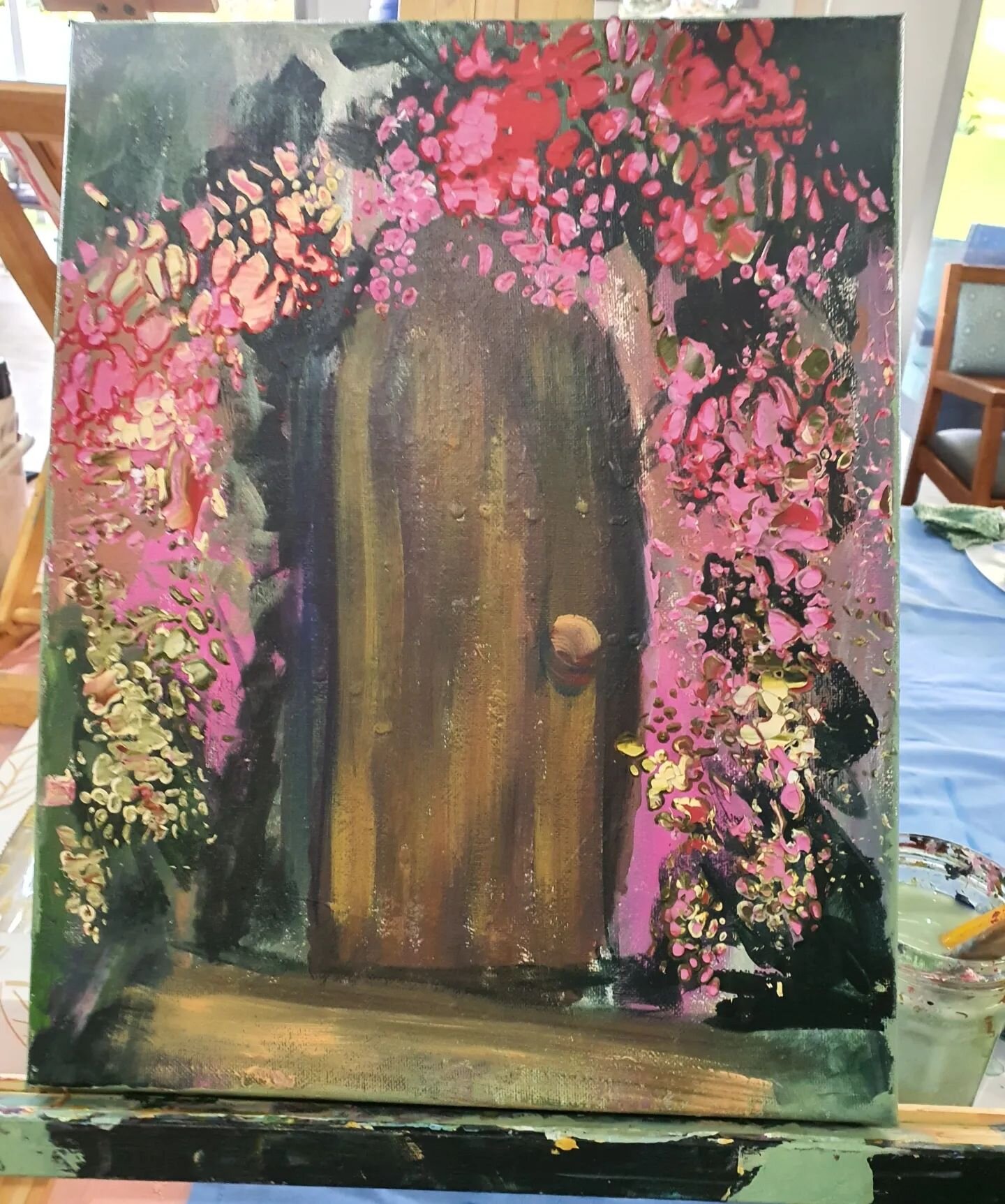 Hello, this is Penny's latest finished piece from one of my Aged Care classes. 
She hated it, loudly, every single week until the last one when it was finished... At which point she was ecstatic 😂👍🏼👌🏼👩🏼&zwj;🎨

It doesn't matter how old we get