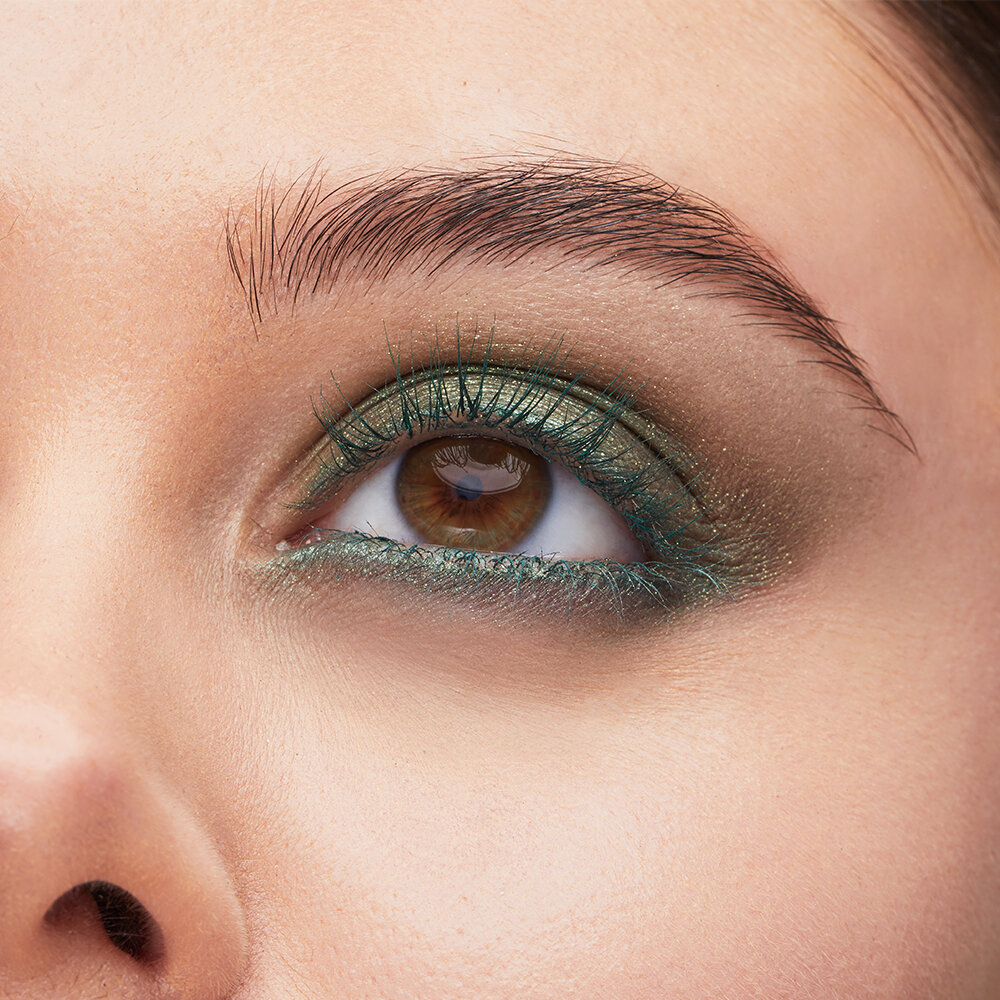 CNY_Eye_VoluminousGreenMascara_Light_FinalLook.jpg