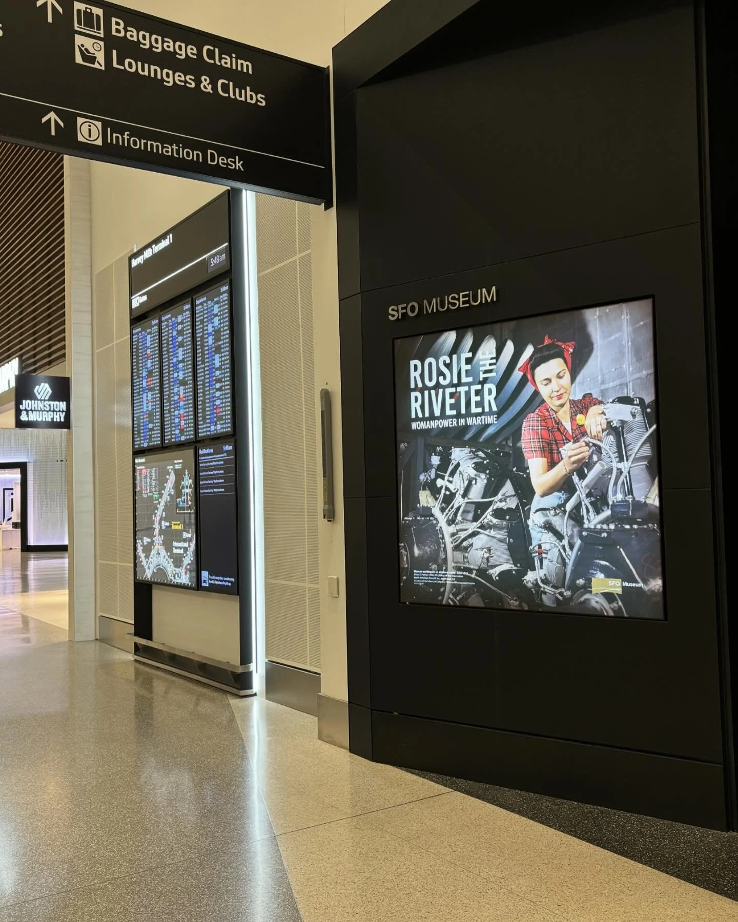 Taking in the beautiful new terminal and the FABULOUS new gallery spaces at the beautiful San Francisco airport. @flysfo I love arriving at the airport early so I can relax in comfy lounges like the new @alaskaair lounge. Excellent food &amp; excelle