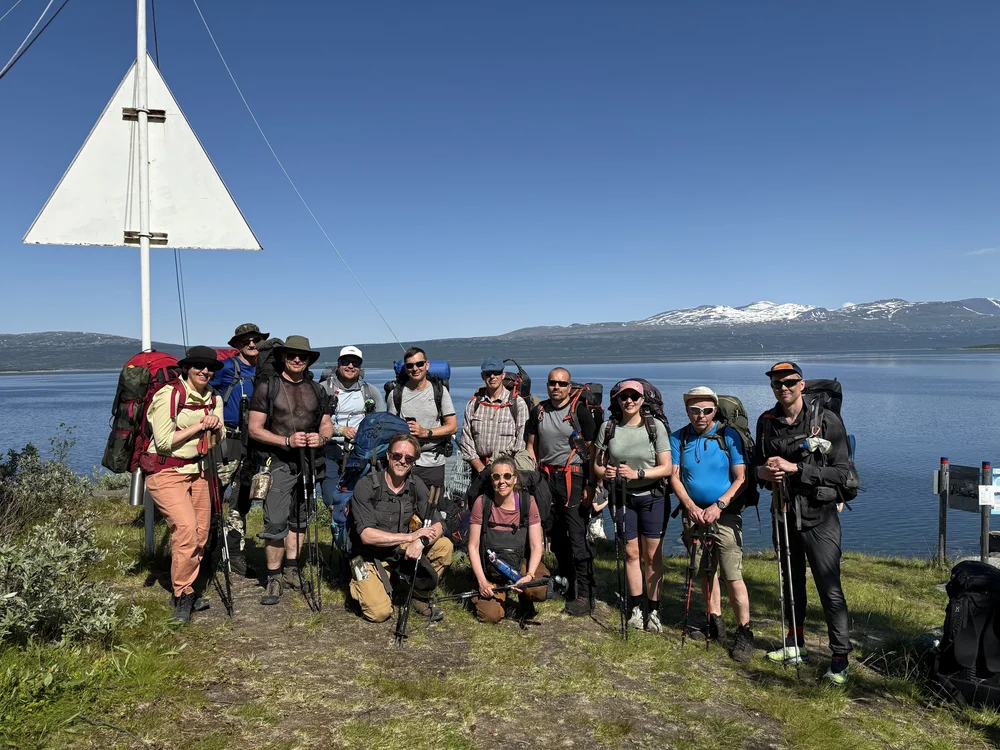  Ryhmä lähtövalmiina laivamatkan jälkeen. 