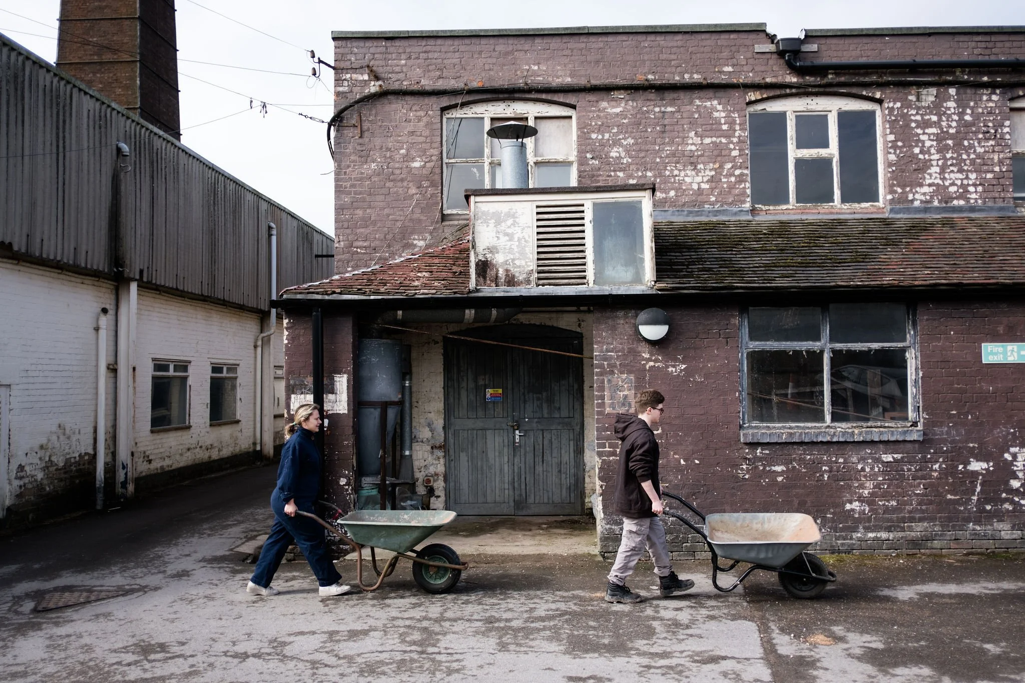 BritishCeramicsBiennial,SarahFraser,RammedEarthPilot,Week1-JennyHarper-6.jpg