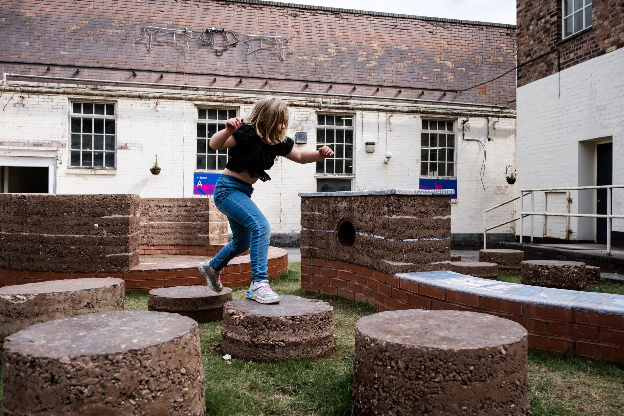 BritishCeramicsBiennial2025,Opening-JennyHarper-80.jpg