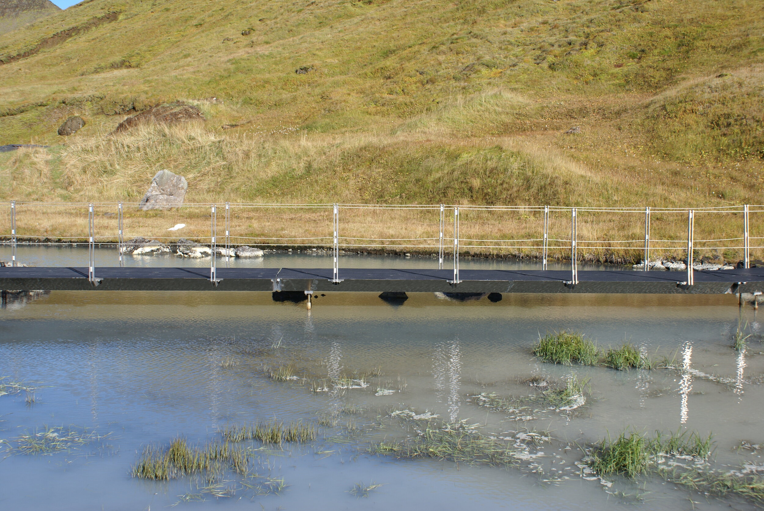 The path hovers over swamps, streams and lagoons 