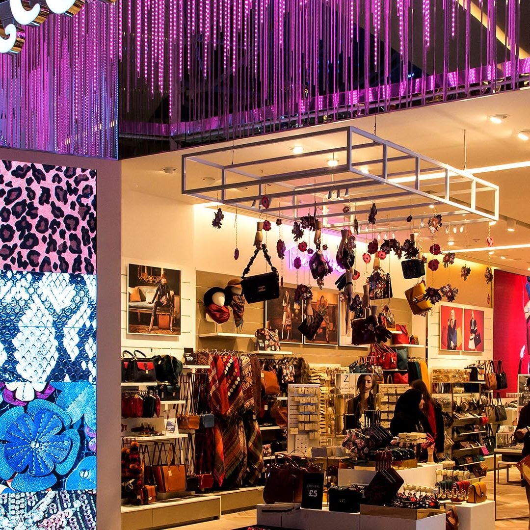 Casestudy_0002_Accessorizze1920x1080-1080x1080.jpg