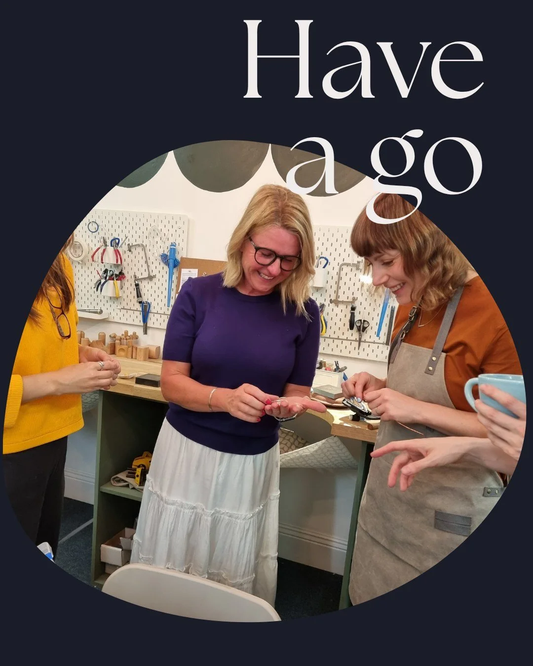 🌷Would you like to have a try making silver jewellery?

With my background in education, I've always loved sharing knowledge and sparking creativity. Now, I get to combine that passion with my love for silversmithing and offer my own jewellery-makin