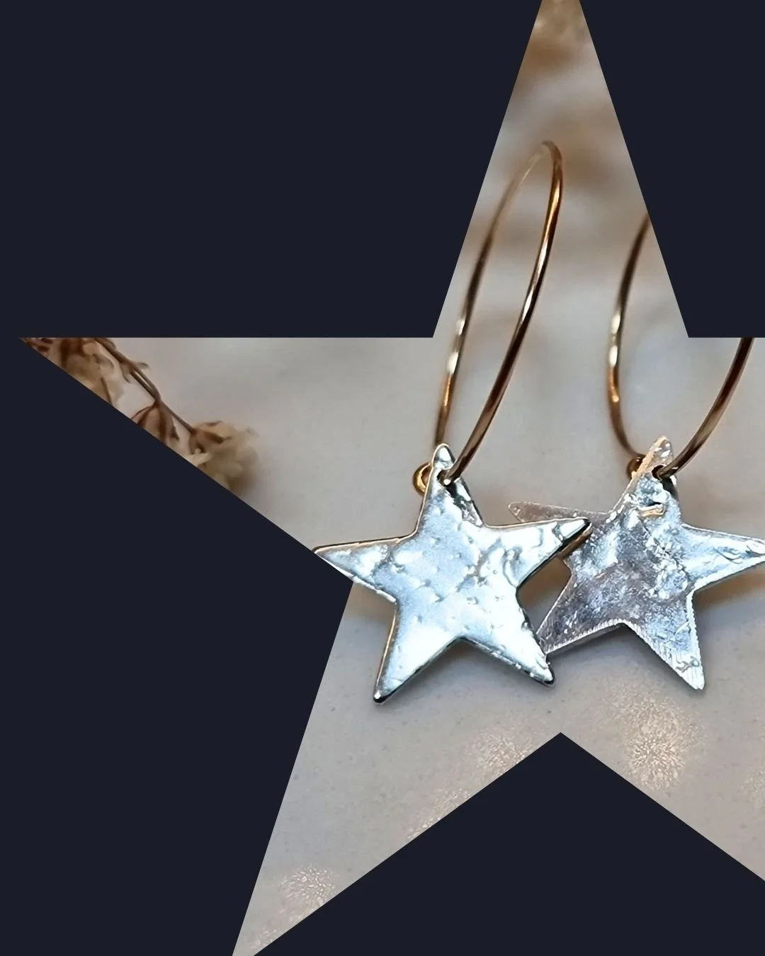 Some little new sparkly stars for @endlesslovecreative at Sheffield this Saturday 🌟

I've had lots of fun making these lacy twinkles and hope you like them too!

Swipe for details about the Makers Market at Showroom Workstation, Sheffield, and the f