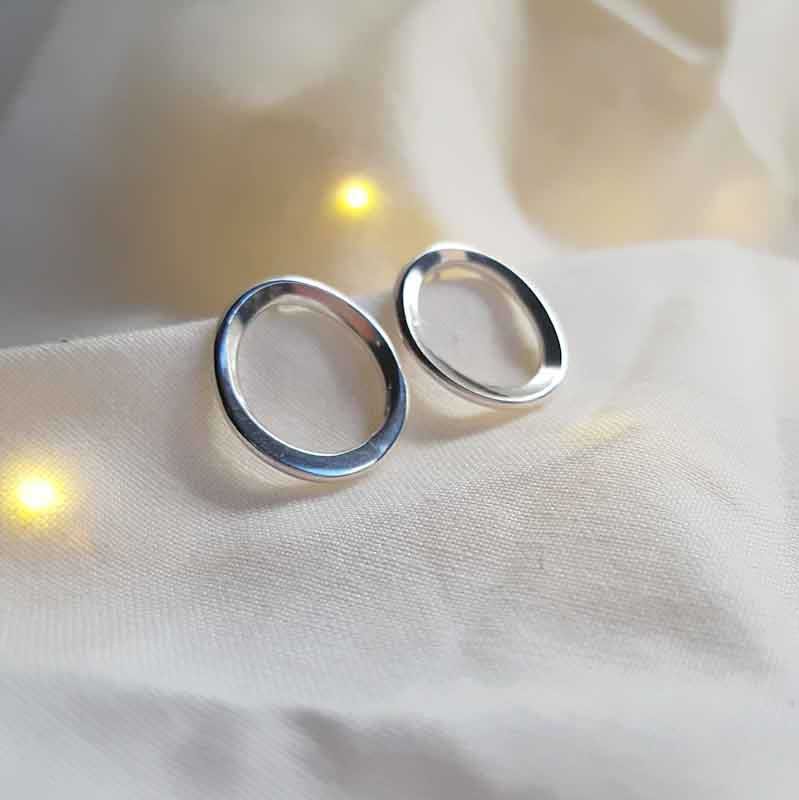 circle-studs-1.jpg