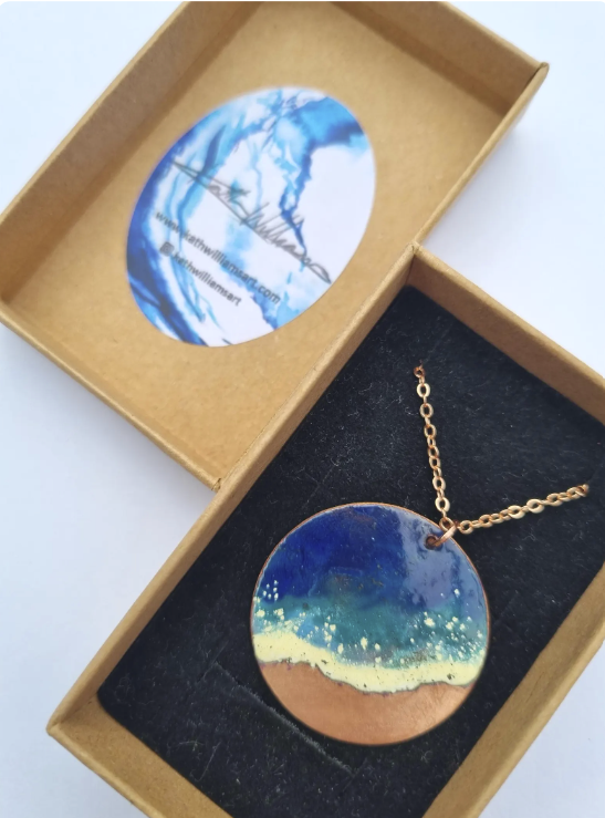 Large+circle+copper+enamel+seascape+pendant.png