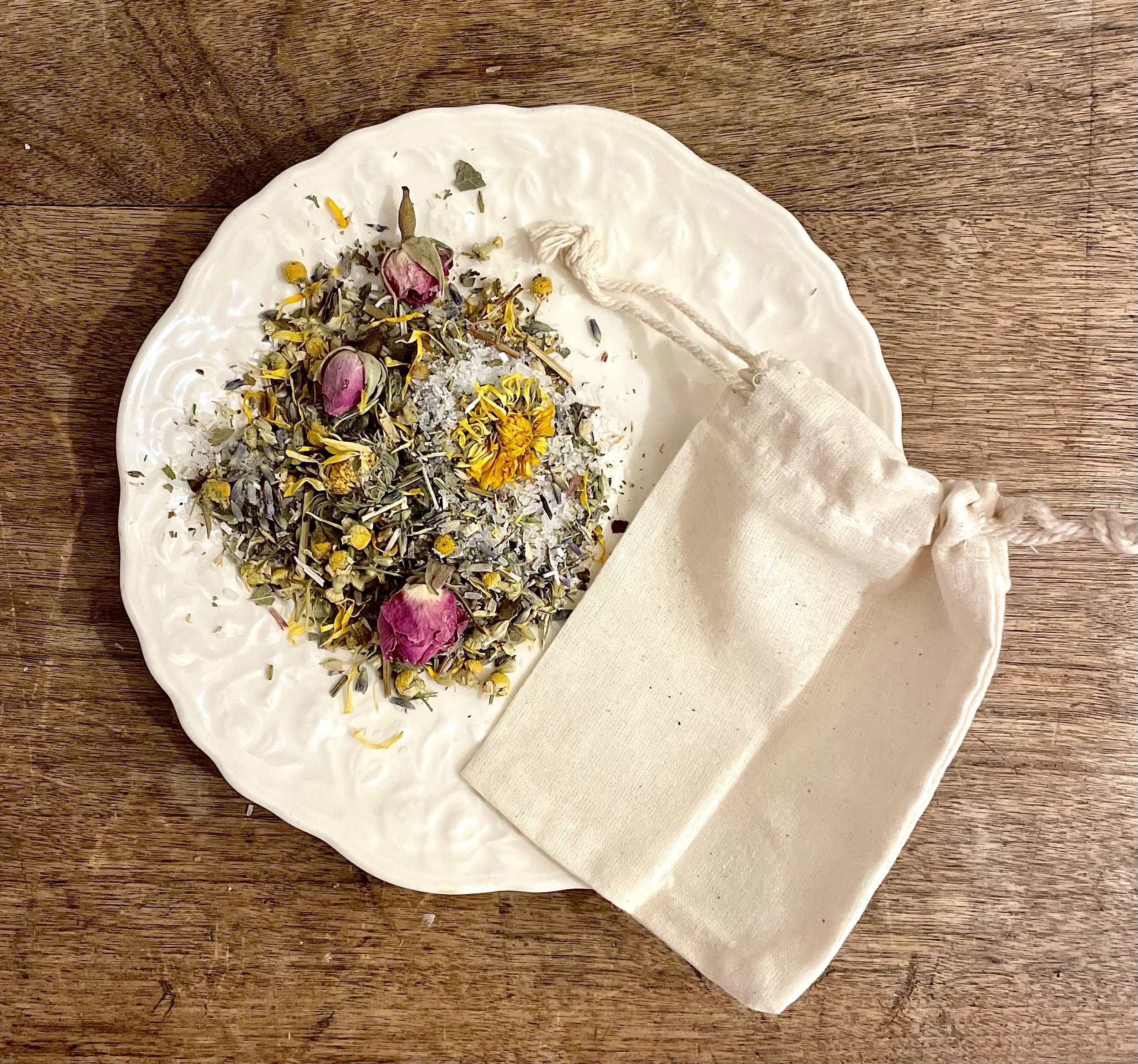 post partum sitz bath and bag.jpg