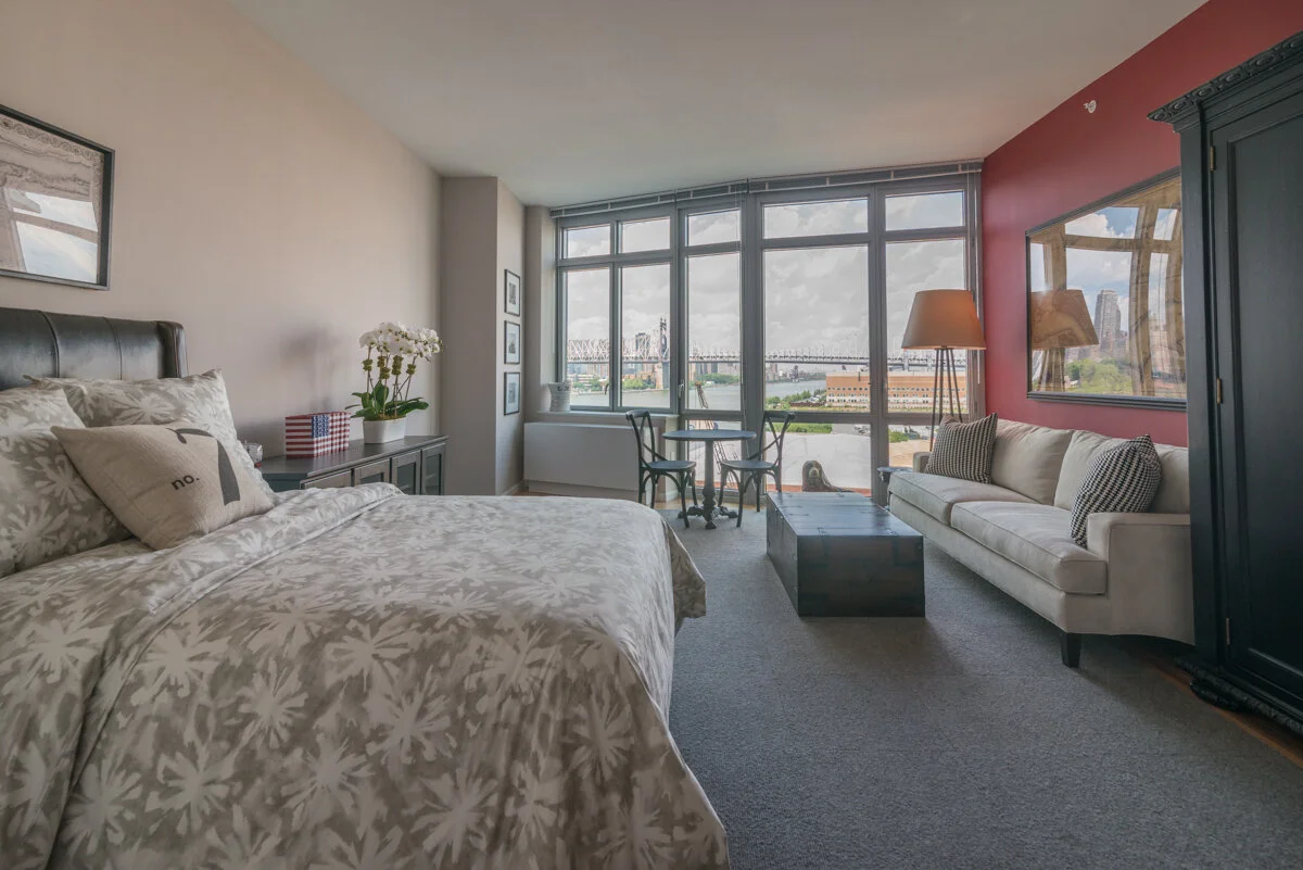 4545 Center Blvd Interiors 020.jpg