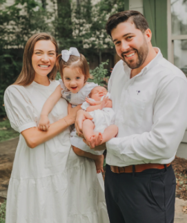 Full-Time Nanny Needed in Mira Vista (76132)