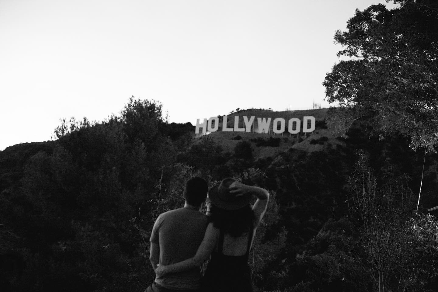 Hollywood✨
&bull;
🇪🇸
Ha sido una aventura de pel&iacute;cula, una comedia rom&aacute;ntica de principio a fin llena de carreteras infinitas, de moteles y moteros verdaderos. Pero, &iquest;sabes lo mejor? &iexcl;Que la aventura no ha hecho m&aacute;