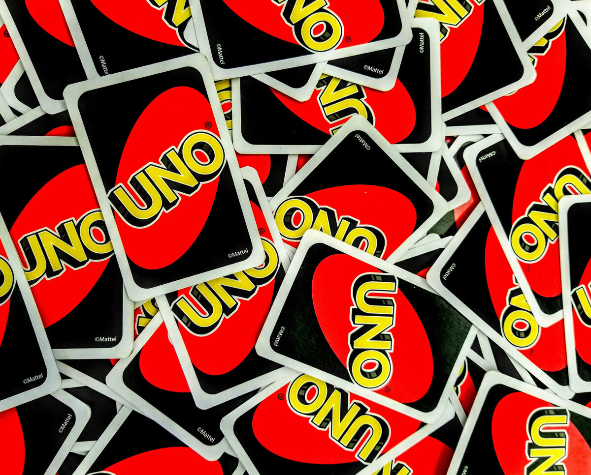 Travel Games For Couples - Uno