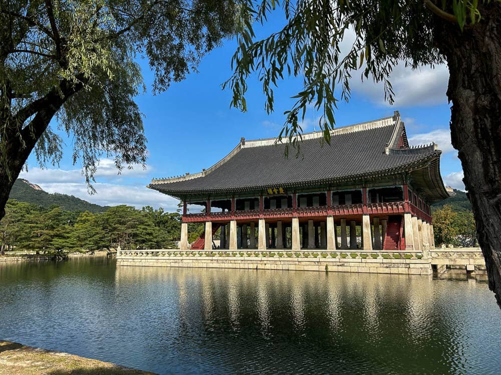 Gyeonghoeru Pavilion - Gyeongbokgung Palace - Seoul