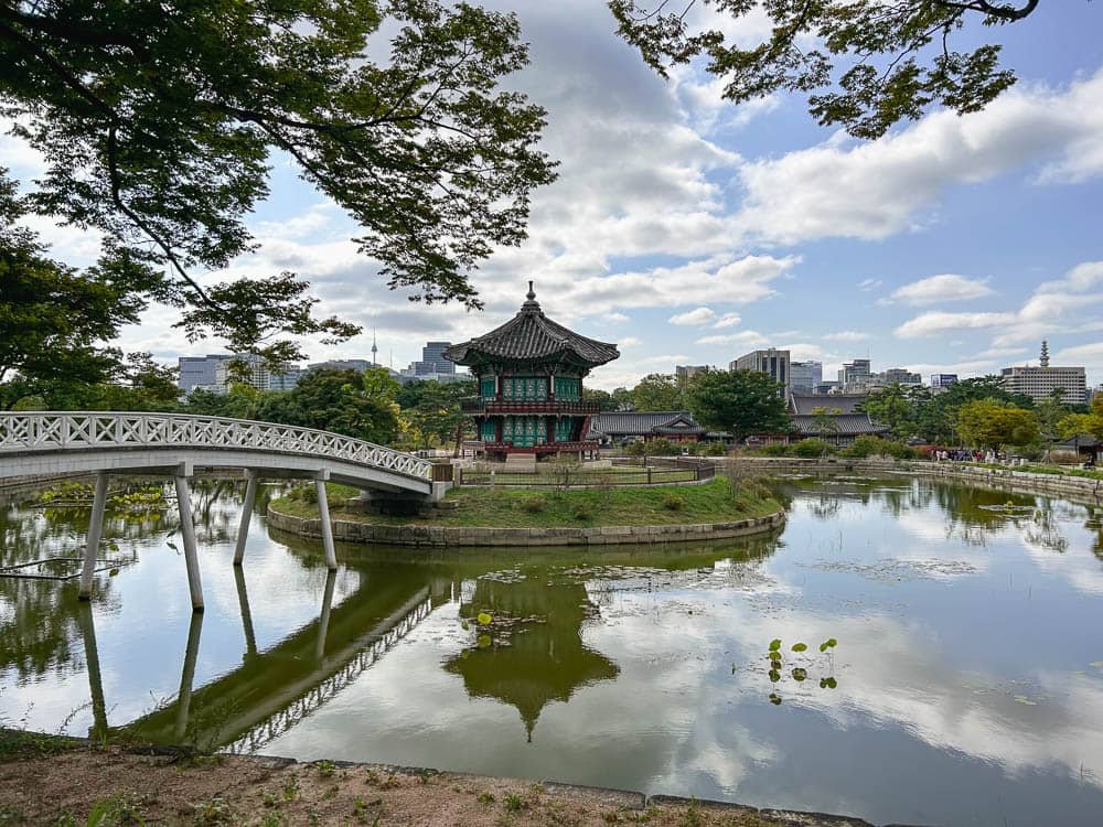 Hyangwonjeong Pavilion - Gyeongbokgung Palace - Seoul