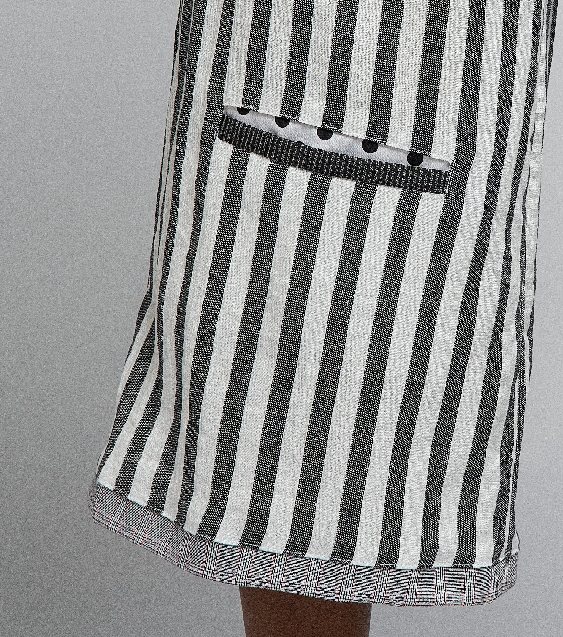 details 1.jpg