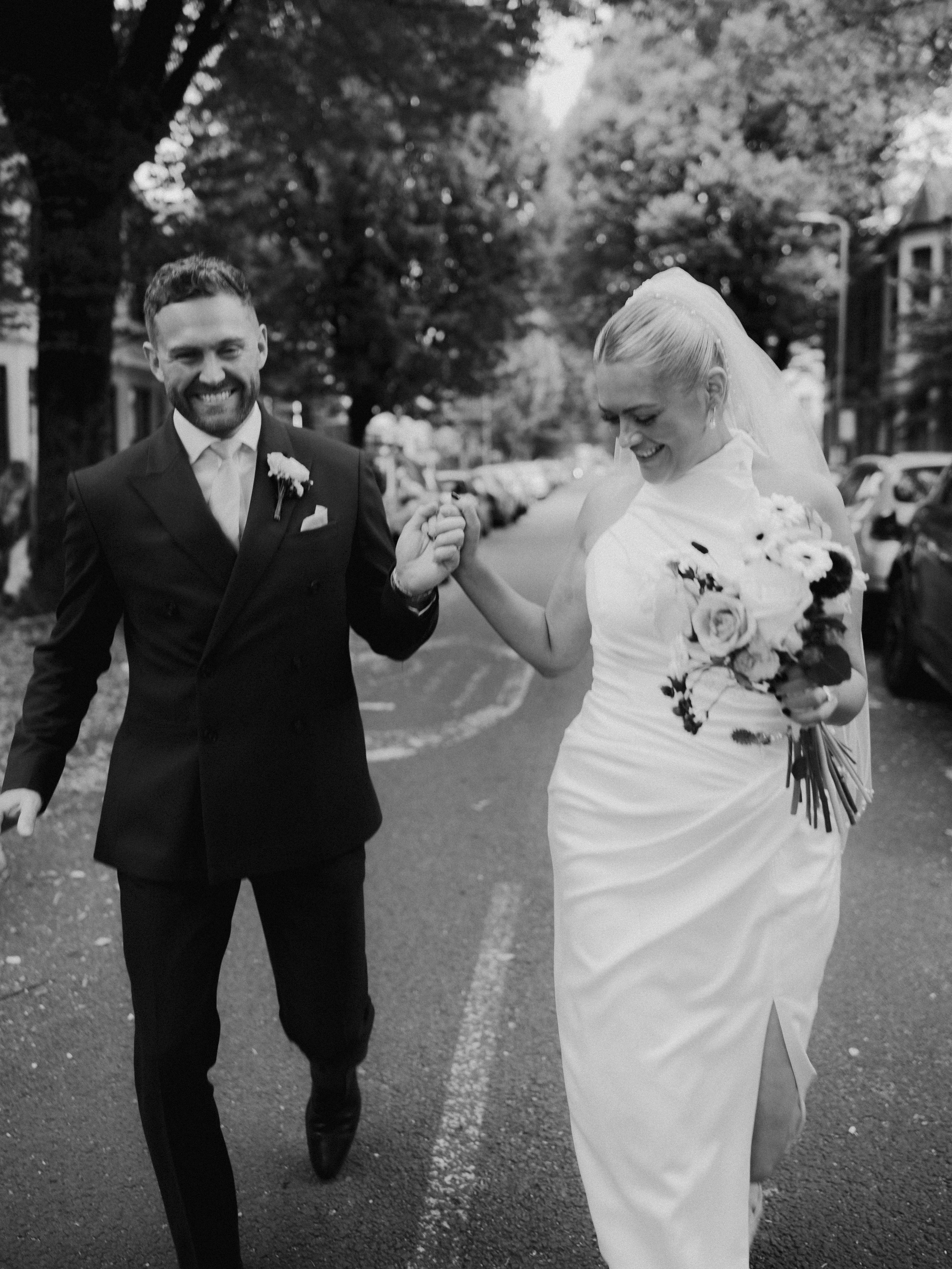 editorial style wedding photography on the streets of Brisbane