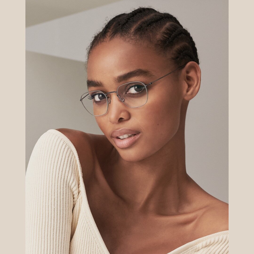 The design of the thintanium collection is defined by a combination of modern aesthetics and carefully considered simplicity which gives it a unique timeless appeal 

Model: 5534 
Colour: U9, GC00

#lindberg #lindbergeyewear #danishdesign #downtownch