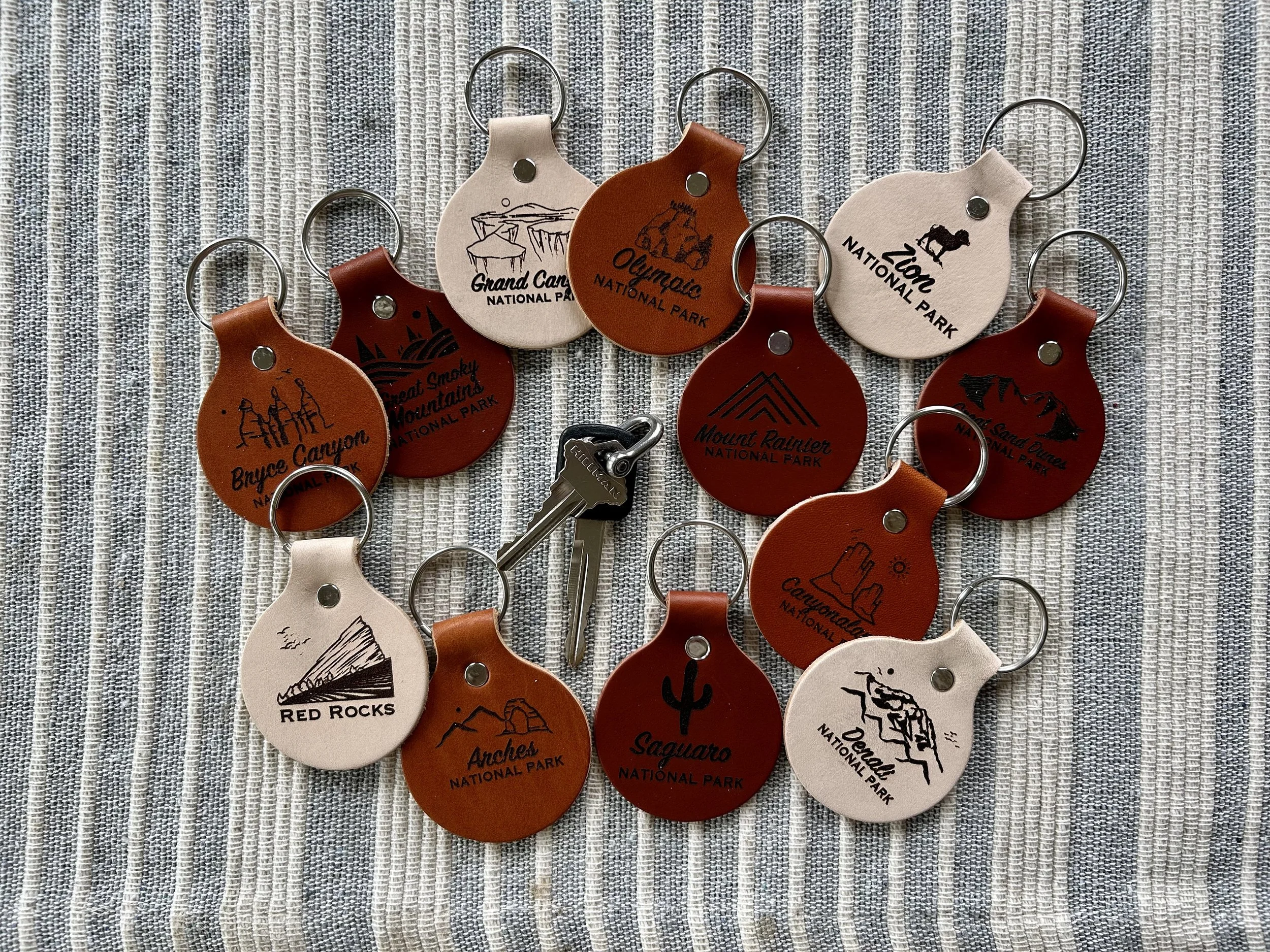 https://i.etsystatic.com/23379644/r/il/8b919c/5509541329/il_fullxfull.5509541329_dccj.jpg