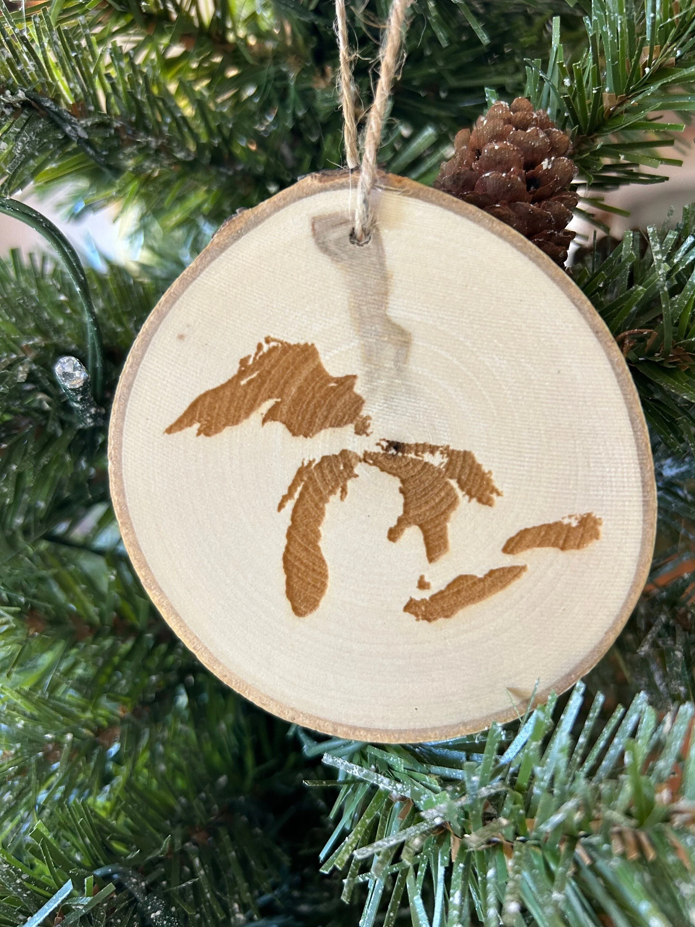 https://i.etsystatic.com/23379644/r/il/3b7df6/5392771036/il_fullxfull.5392771036_d0fo.jpg
