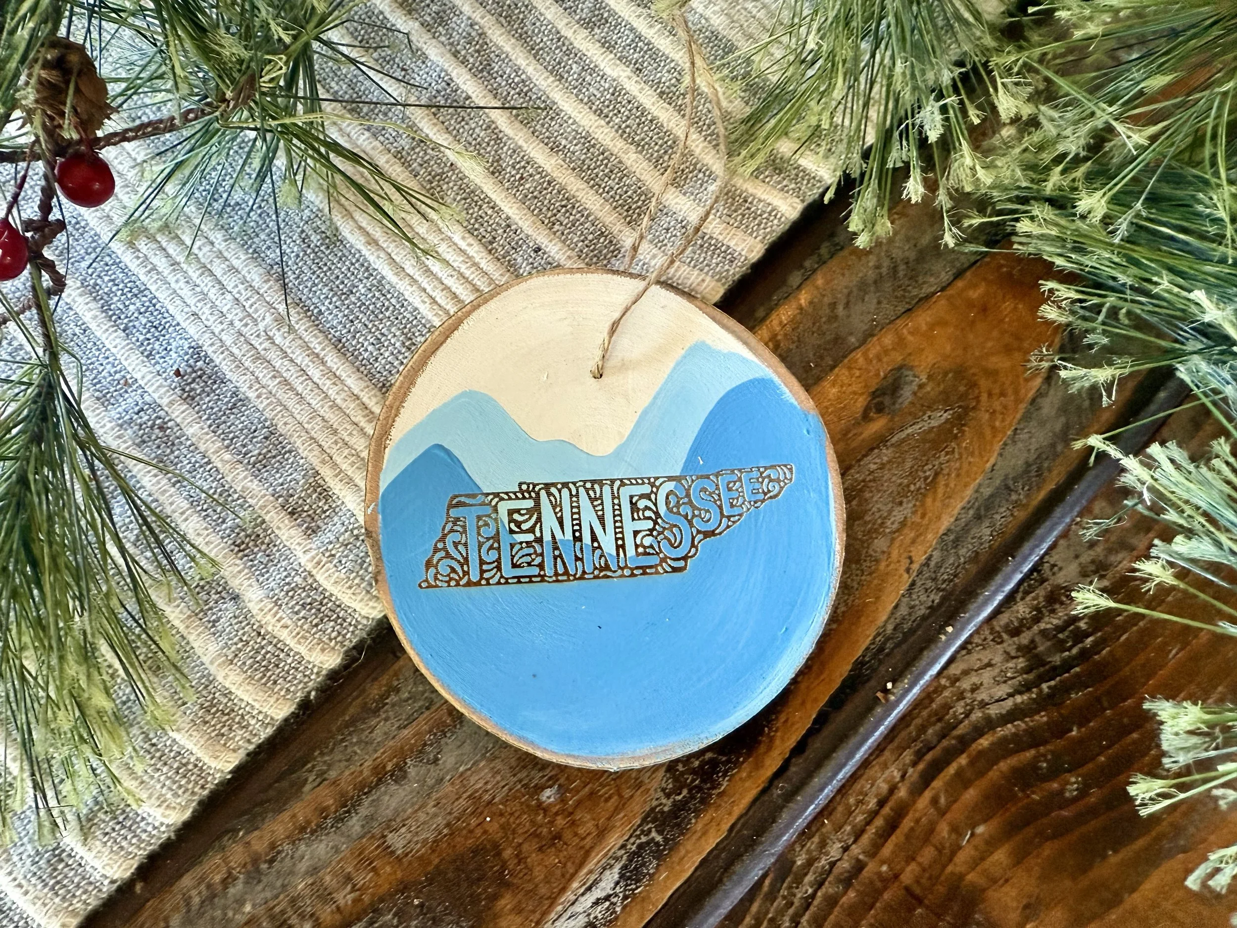 Tennessee State Hand Painted Engraved Ornament- MULTIPLE COLORS