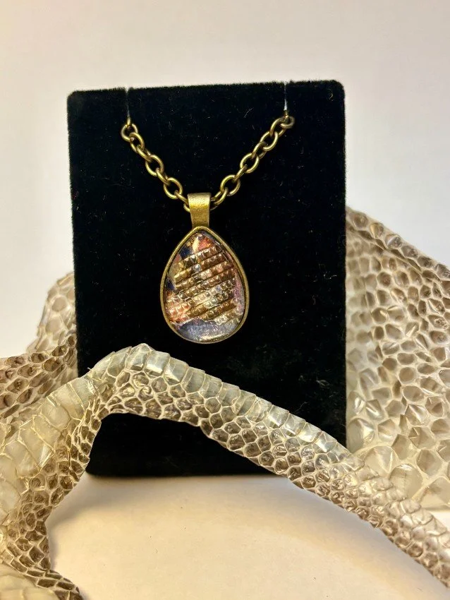 Make Snake Shed Jewelry