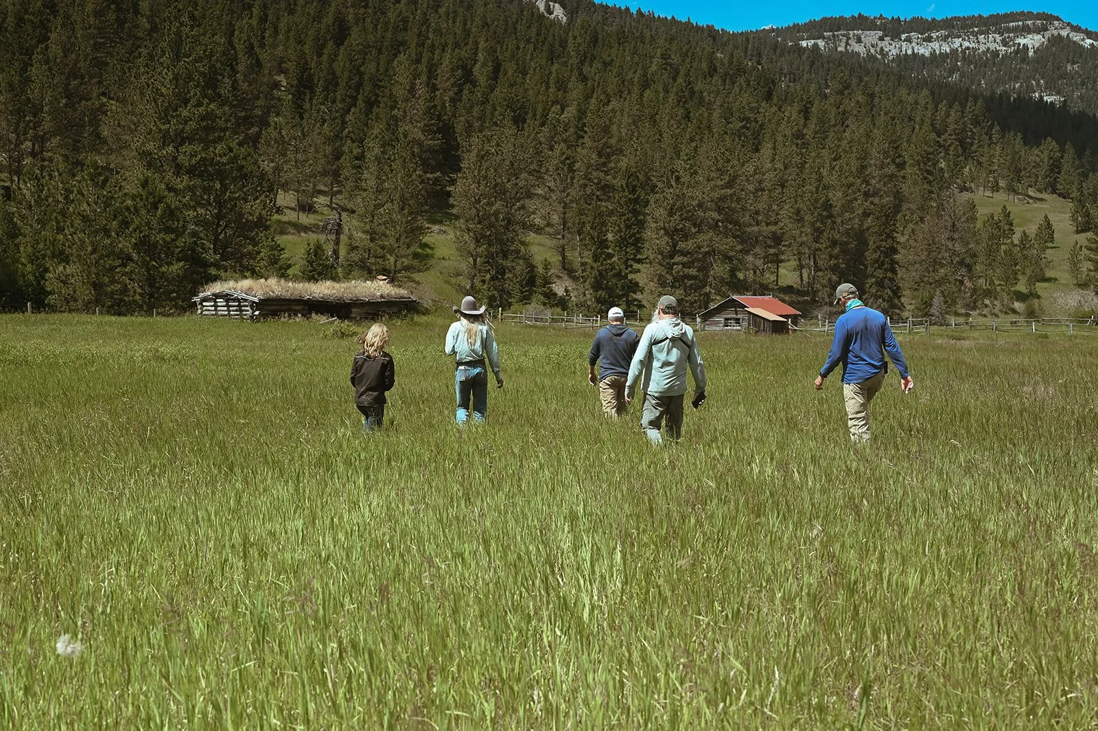 Seek, explore, and repeat at the ranch this summer 😎 www.circlebarranch.com

📸: @alexispetersonphoto 

#circlebarranch #circlebarguestranch #montana #montanaduderanch #duderanch #guestranch #duderanchvacation #centralmontana #visitmontana #montanam