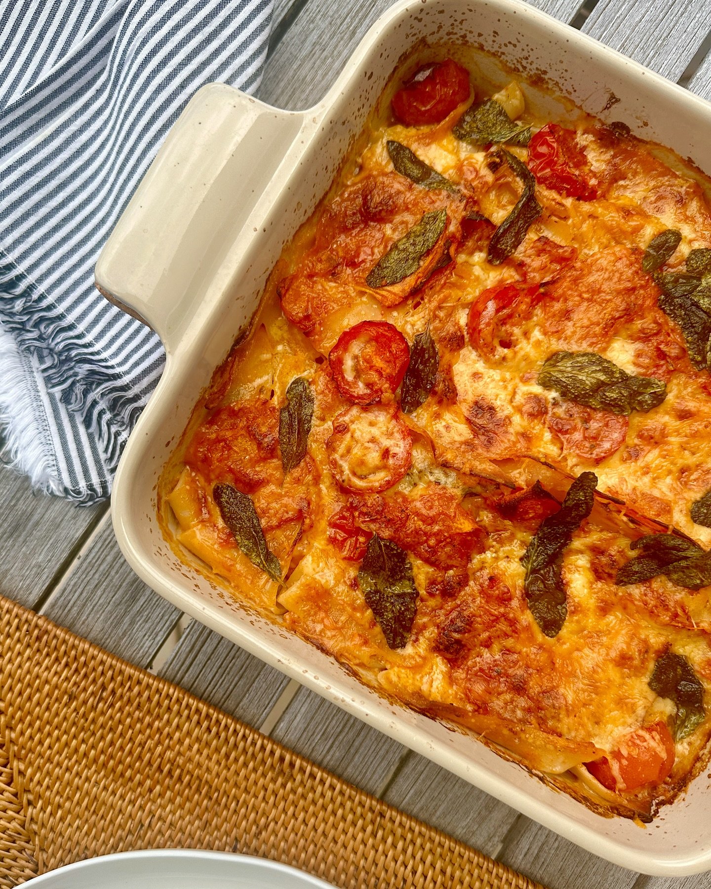 Butternut and sage lasagna 

I have made this a few times and it&rsquo;s always a big hit when I&rsquo;m entertaining.
The original recipe for this delicious lasagne is from Ixta Belfrage&rsquo;s book, Mezcla. It&rsquo;s absolutely delicious.
Recipe 