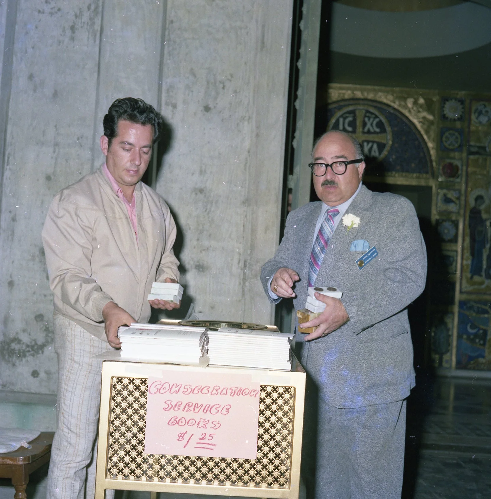 1975 Consecration073.jpg