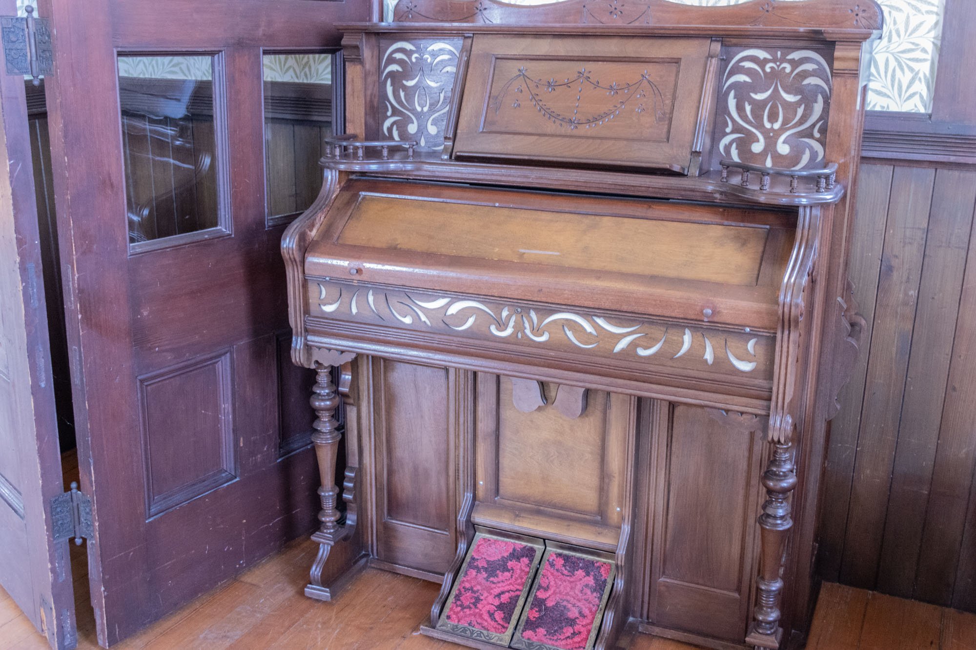 Oysterville Church Piano.jpg
