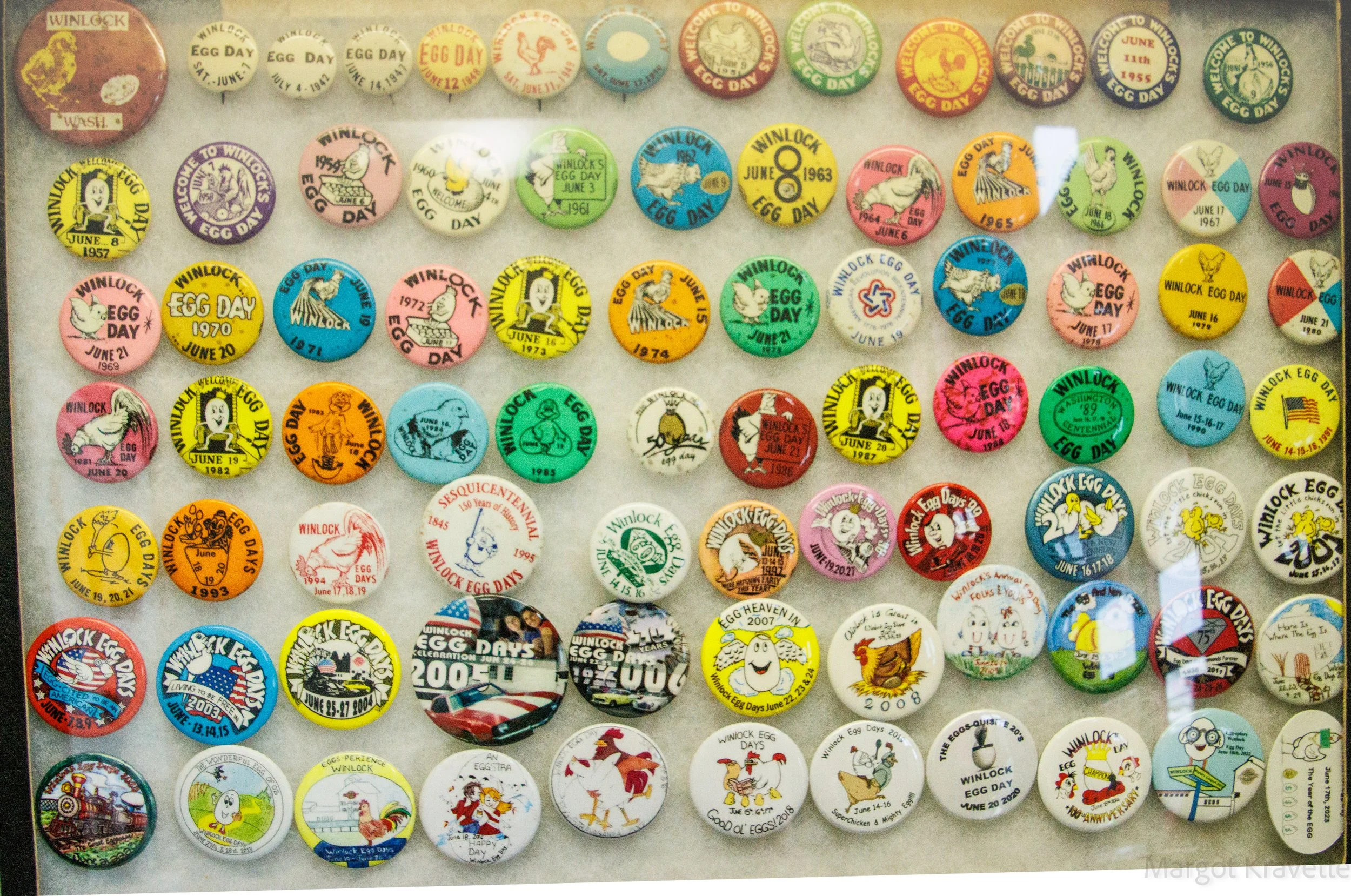 Egg Day Buttons-4272.jpg