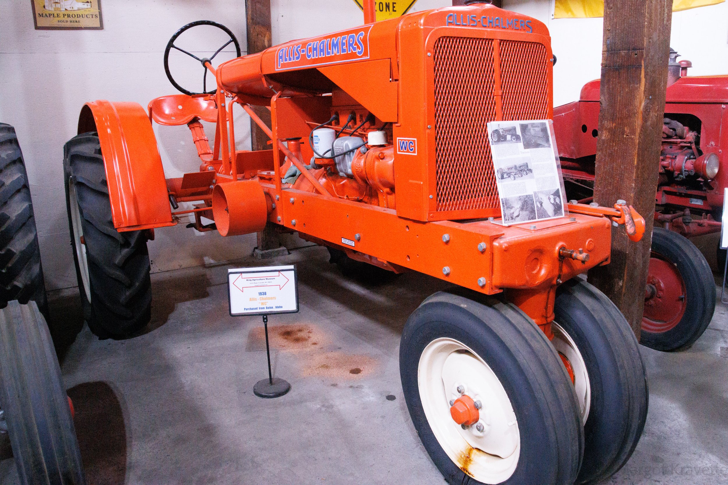 Tractor - Orange-4441.jpg