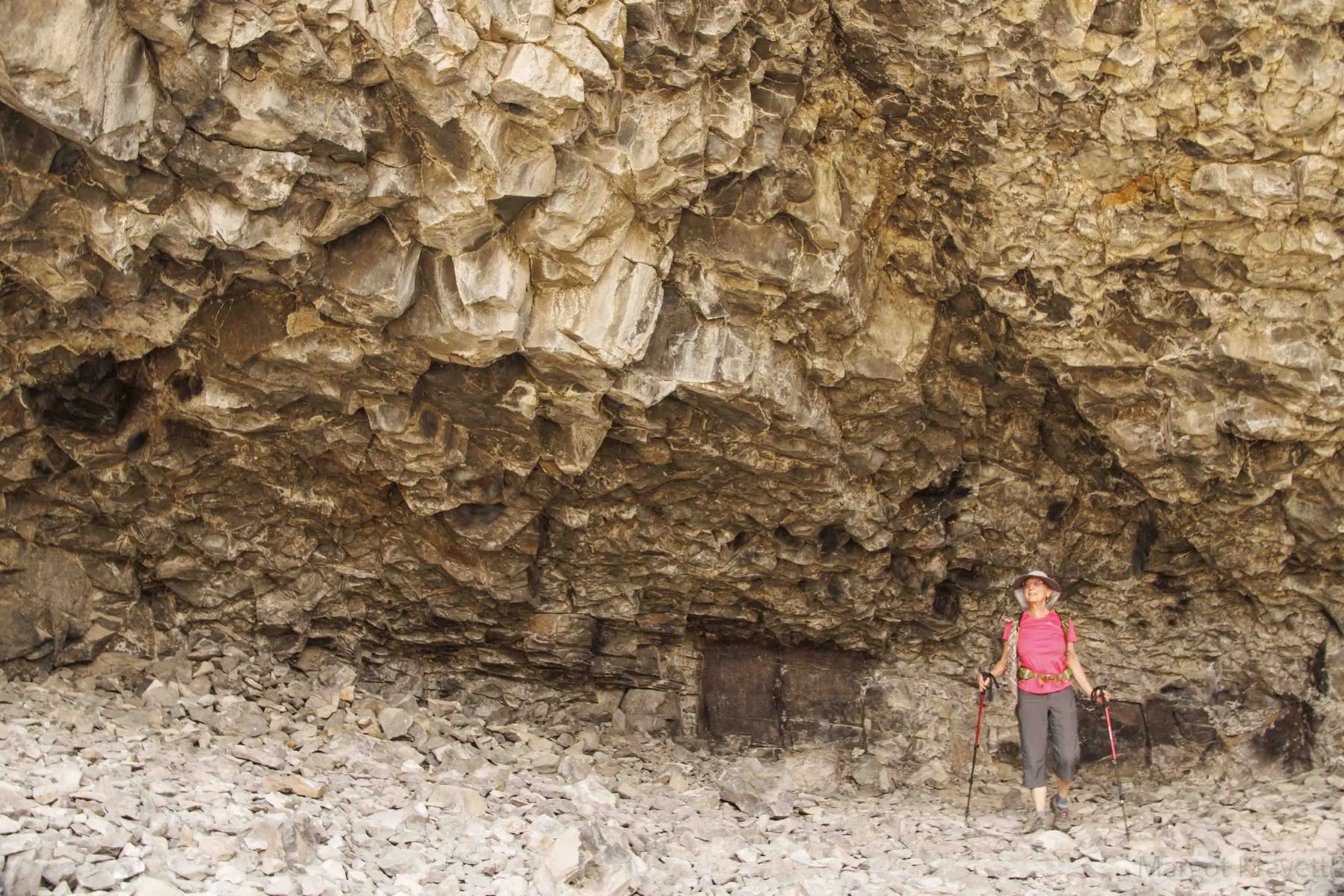 Lake Lenore Caves w- Sheryl - inside-7363.jpg