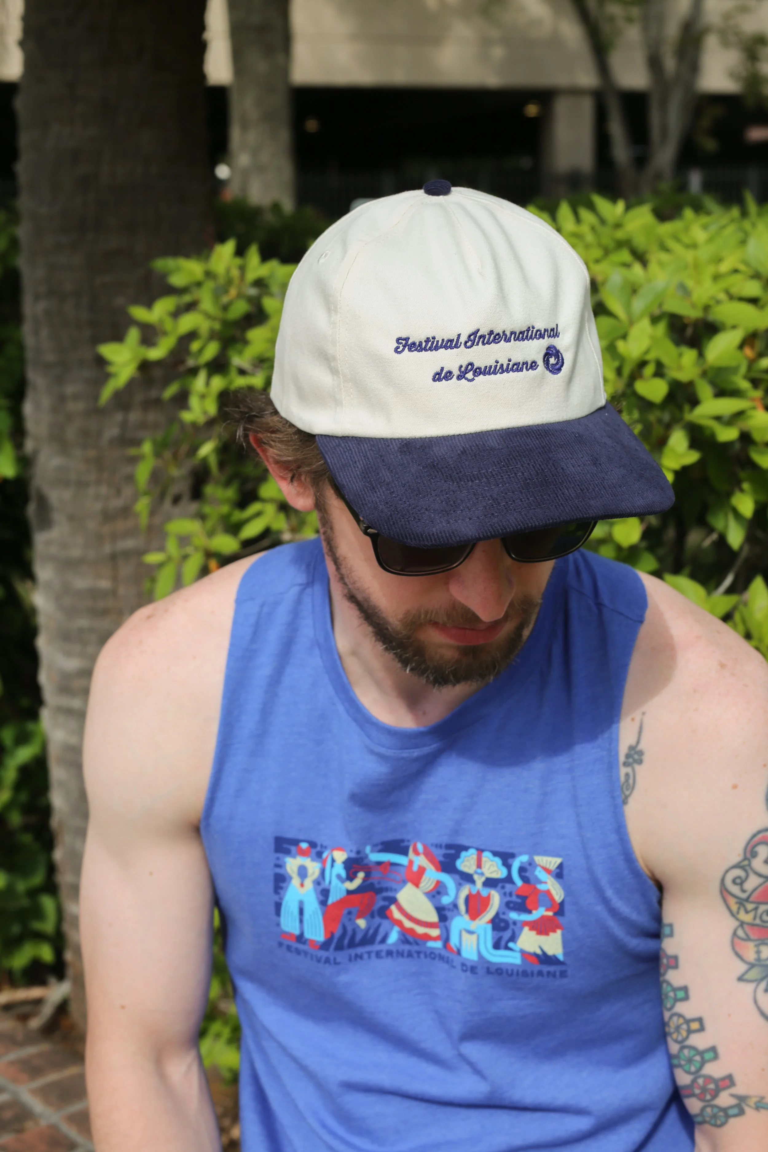 Corduroy Hat w/embroidery