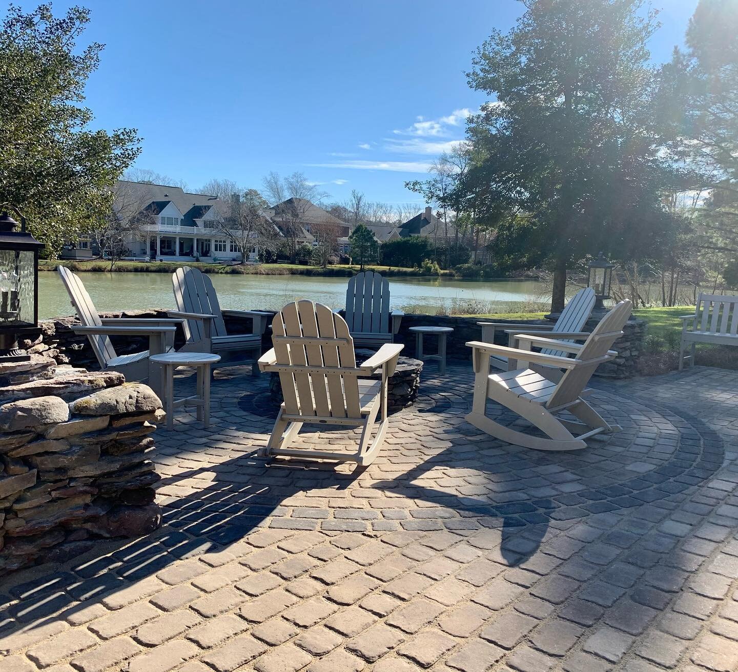 We loved taking this traditional Williamsburg home and using products that both enhanced and complemented the home&rsquo;s historic charm. We upgraded to @techobloc #villagio pavers to achieve that look and it turned out to be beautiful with the natu