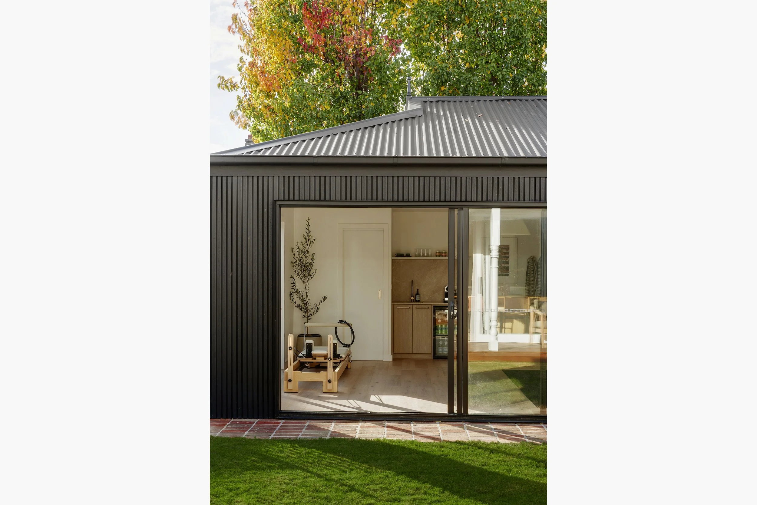 125 Head Street, Brighton_016.jpg