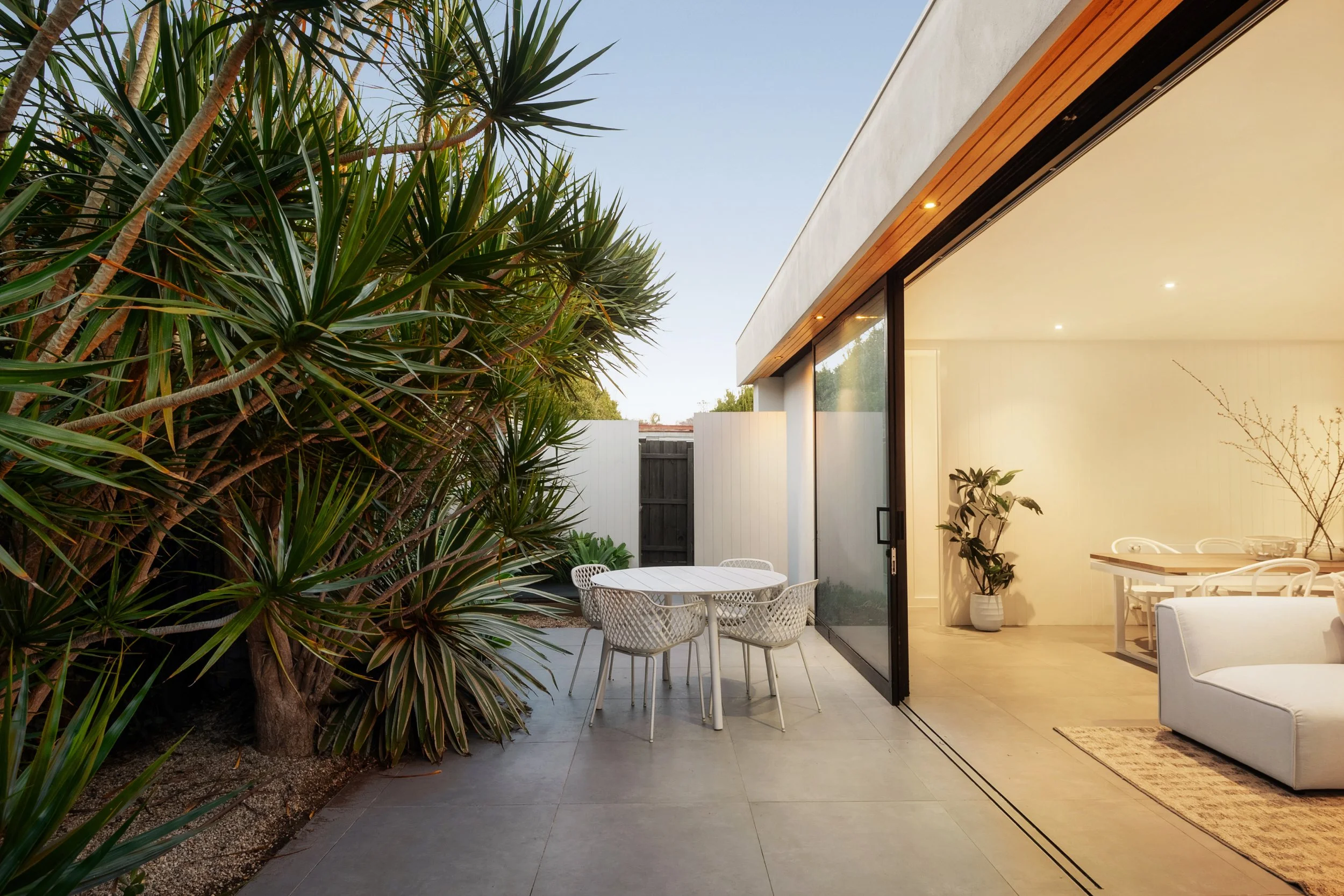 16 Attley Grove, St Kilda East_026a.jpg