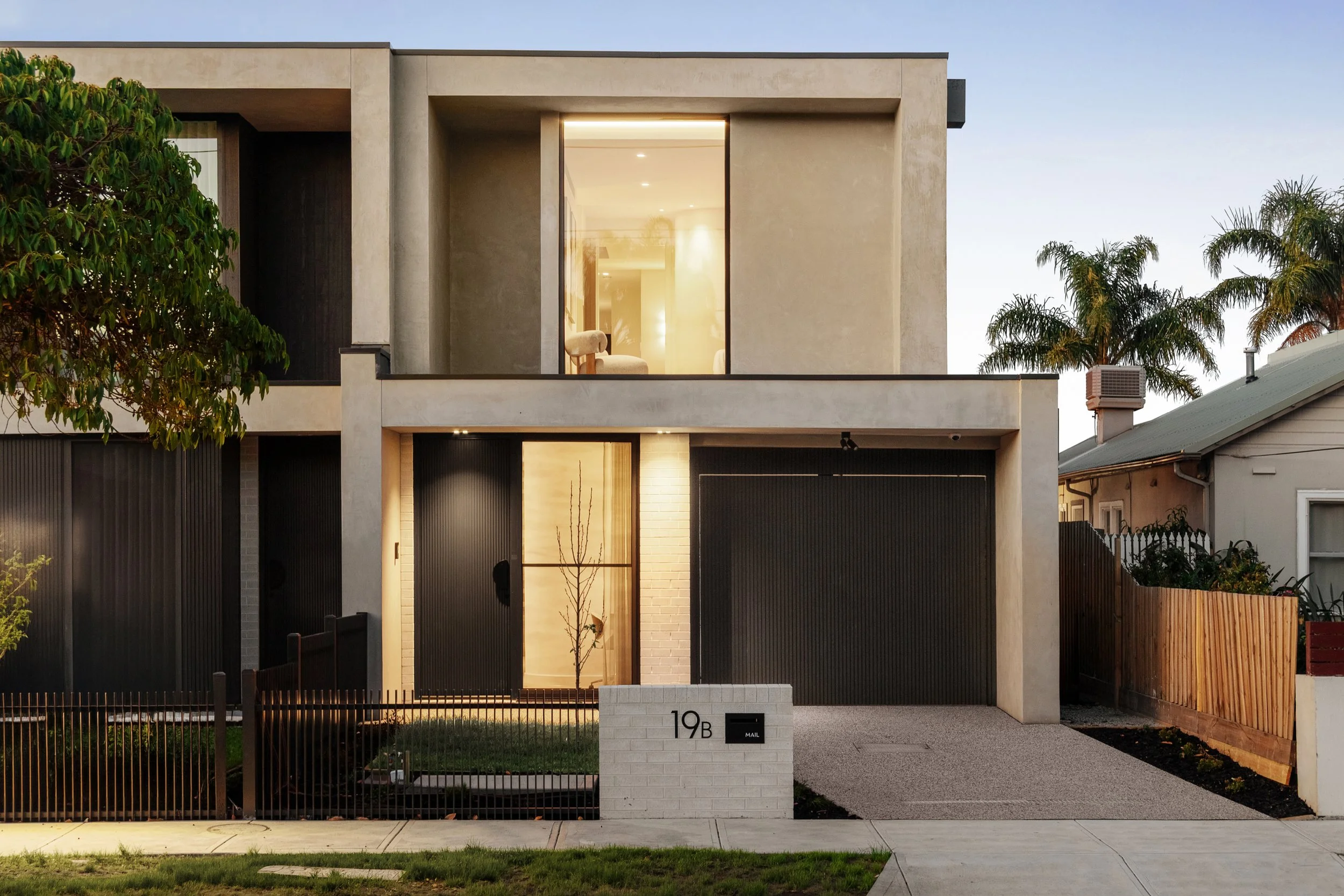 19b_Goodrich_Street__Bentleigh_East_Dusk_010-HDR_CROPa.jpg