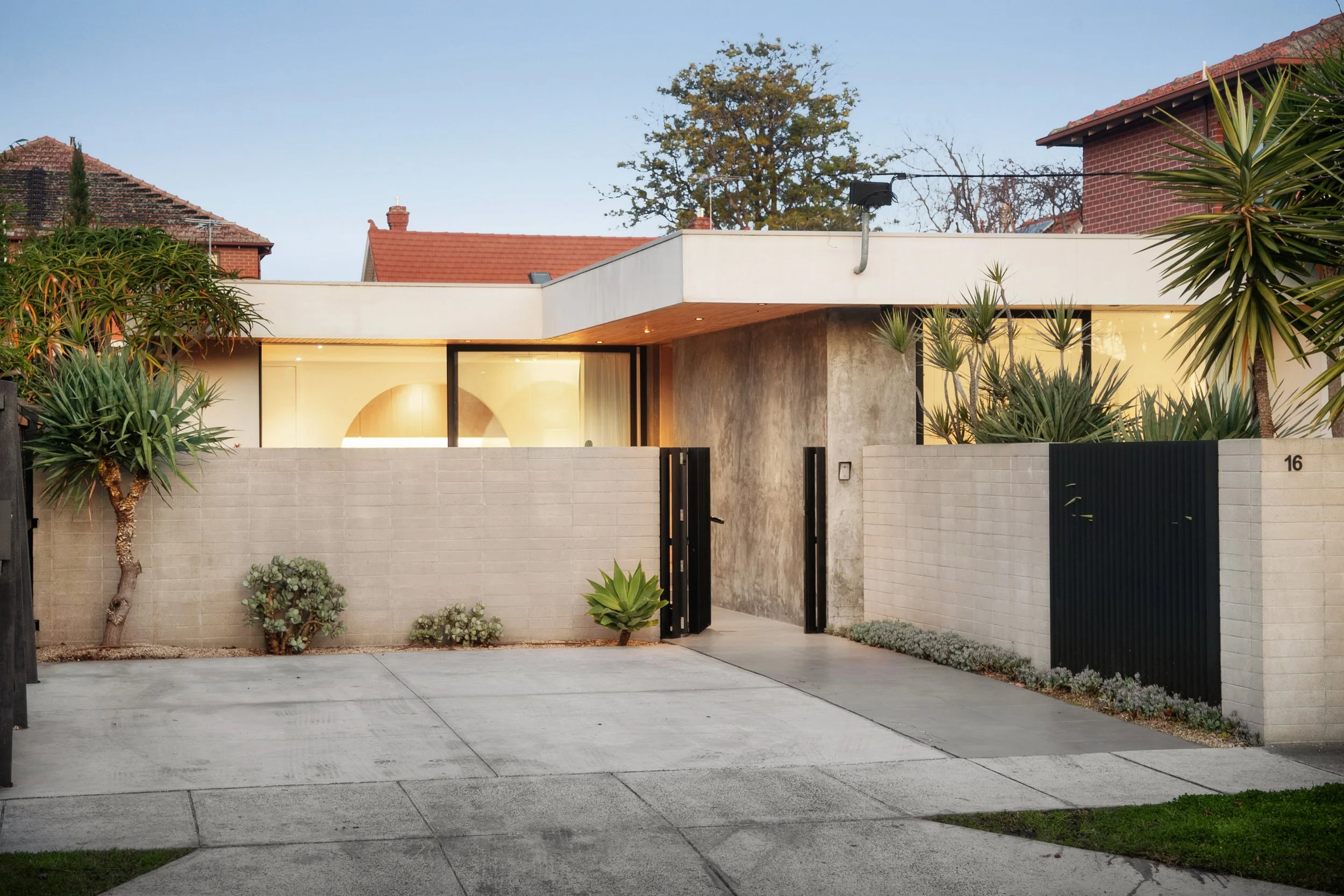 16 Attley Grove, St Kilda East_028a.jpg