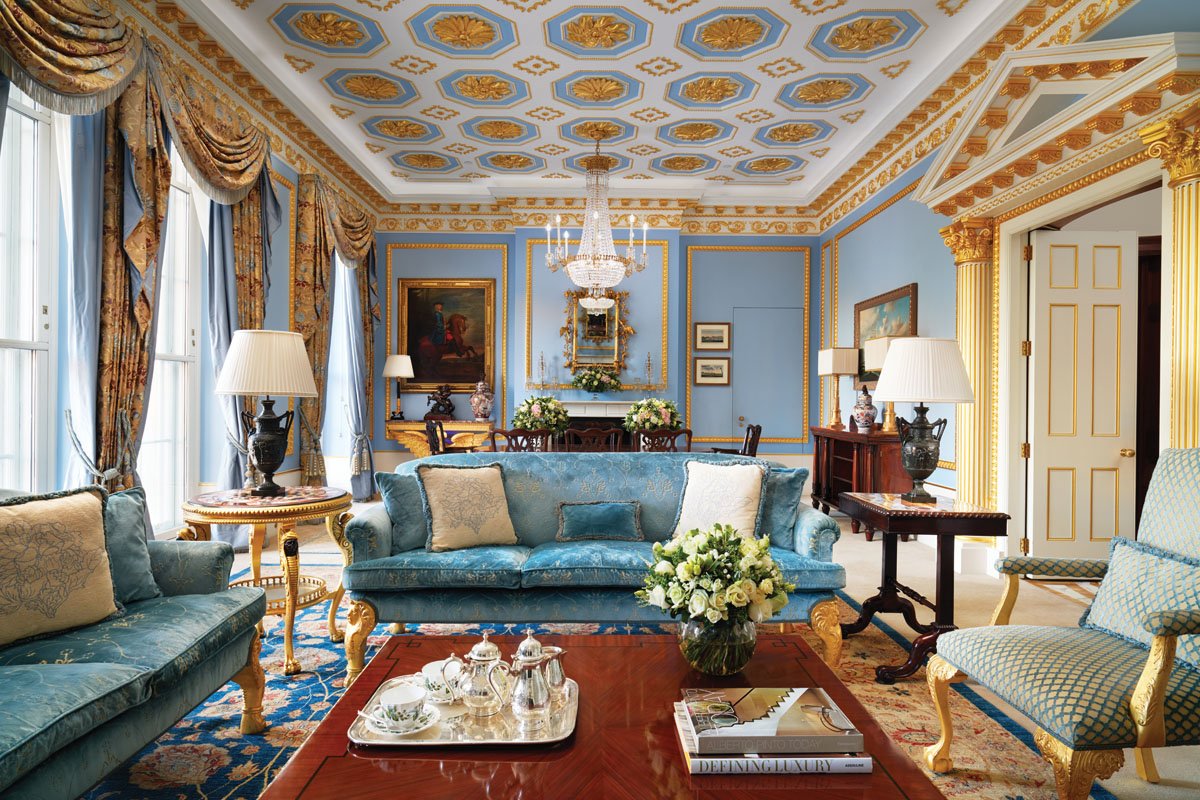  The gilded Royal Suite living room. 