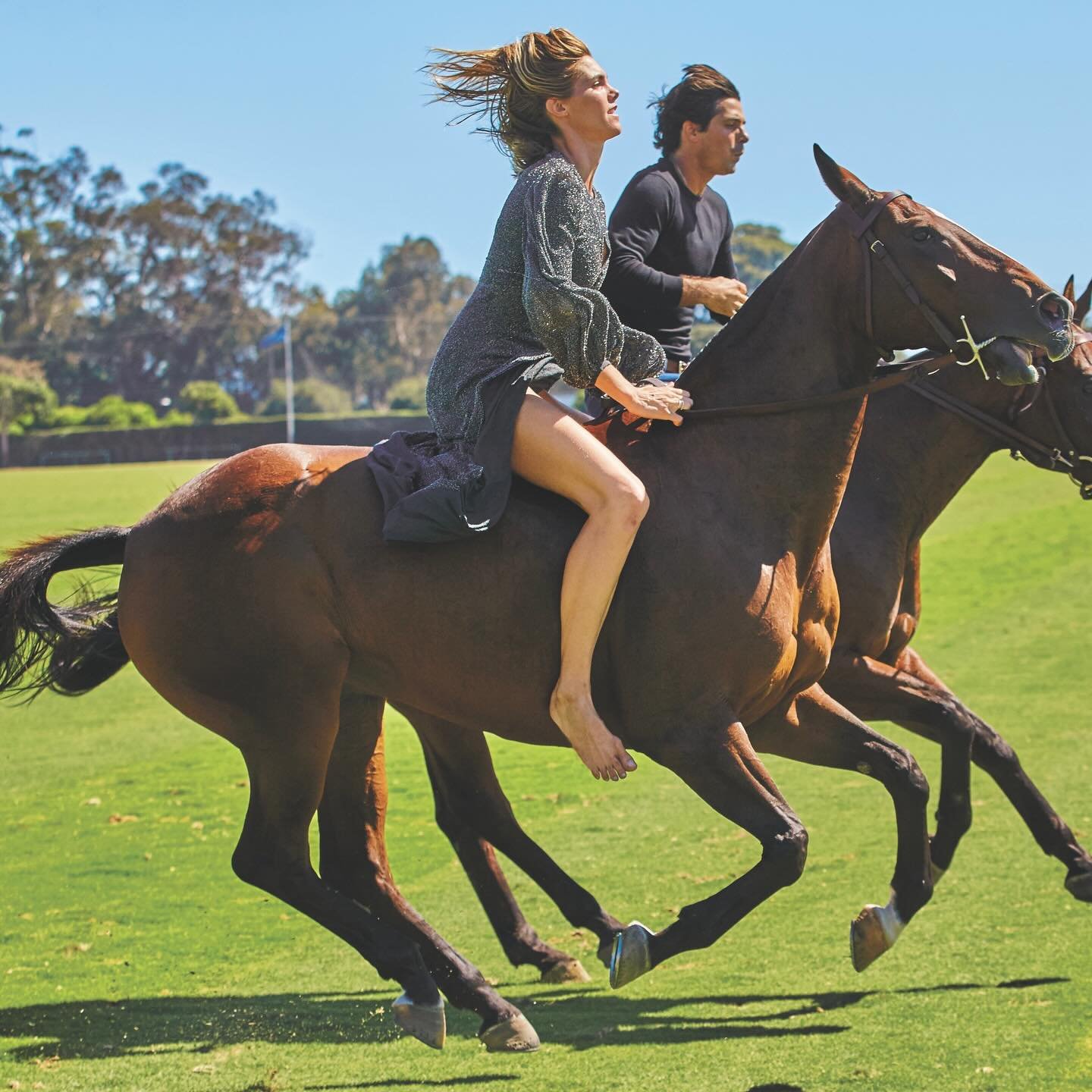 Year of the horse #weliveinparadise #rideintotheweekend #yearofthehorse 

📸 @deweynicks @nachofigueras @delfinablaquier