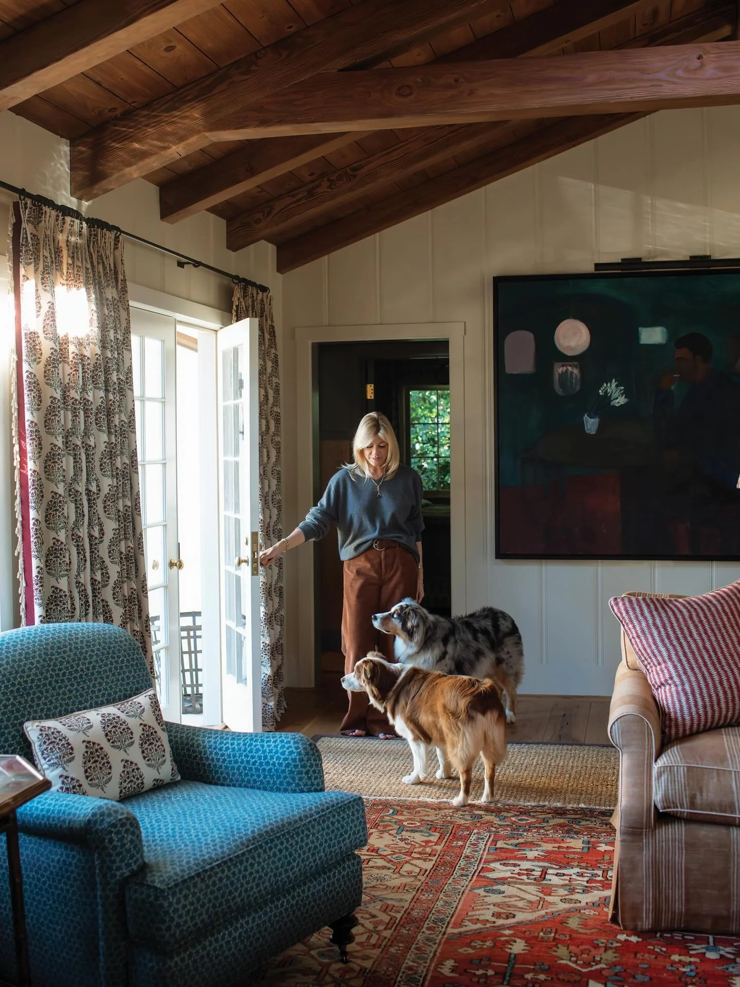 Great interior design is like great food: Both require talent, exceptional ingredients, and a touch of je ne sais quoi or umami. For this Montecito home, two women provided the umami: the client, Georgia-born polymath @ashleyudavid and the acclaimed 