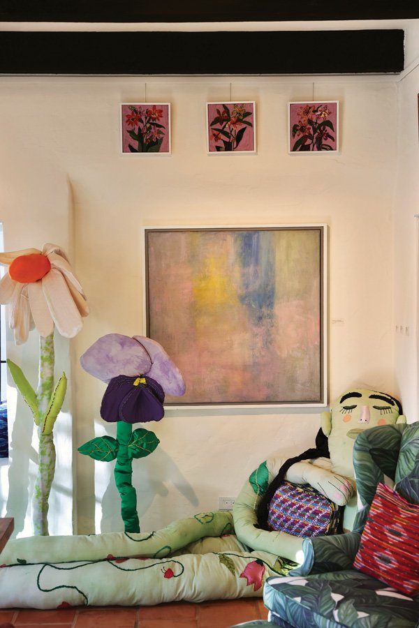  Lawren Howell’s El Paseo courtyard gallery is filled with a curated selection of art, ceramics, artisan-made furniture, and objects animated by Elena Stonaker’s hand-stitched flower sculptures. 