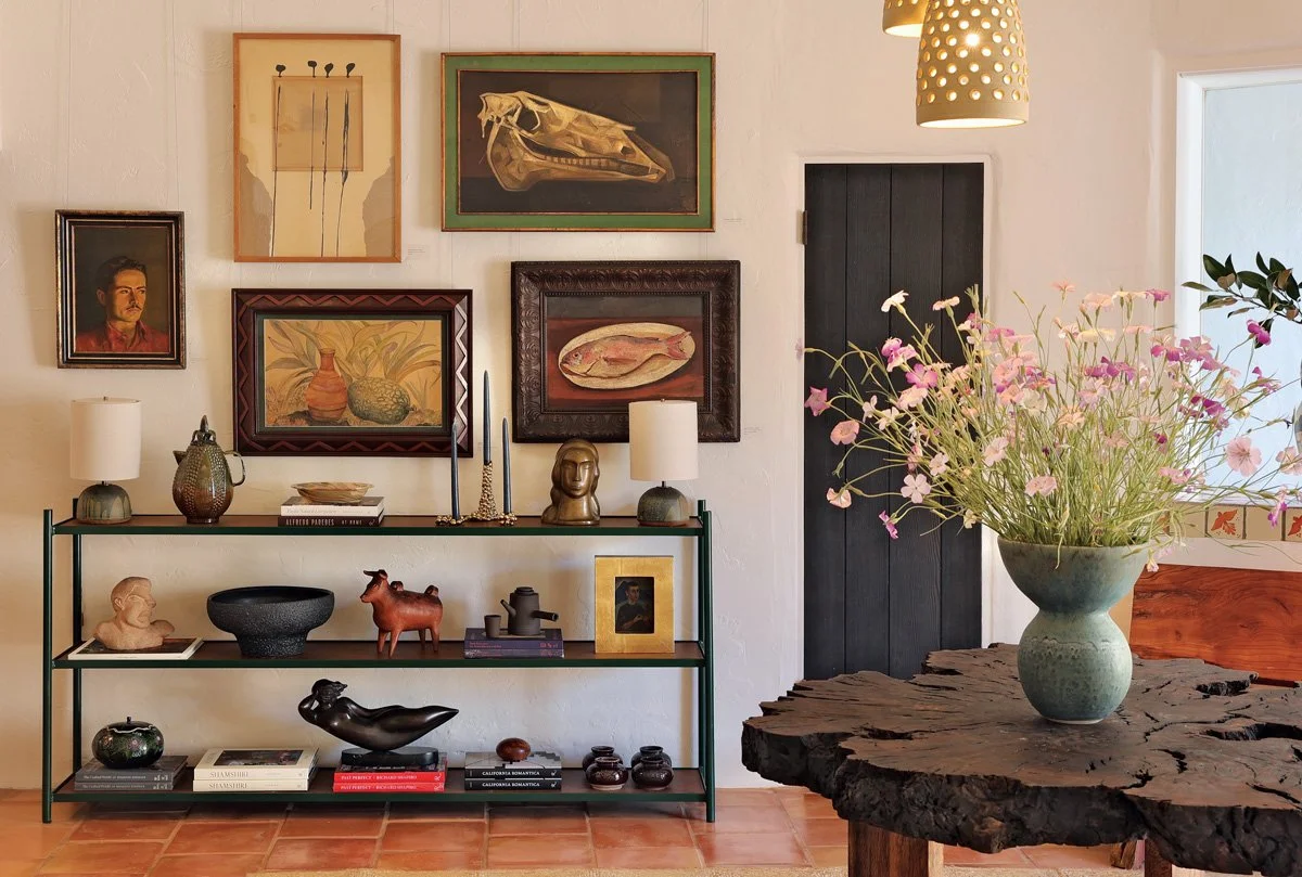  Antique art and sculptures from Mexican artists with locally made ceramics 